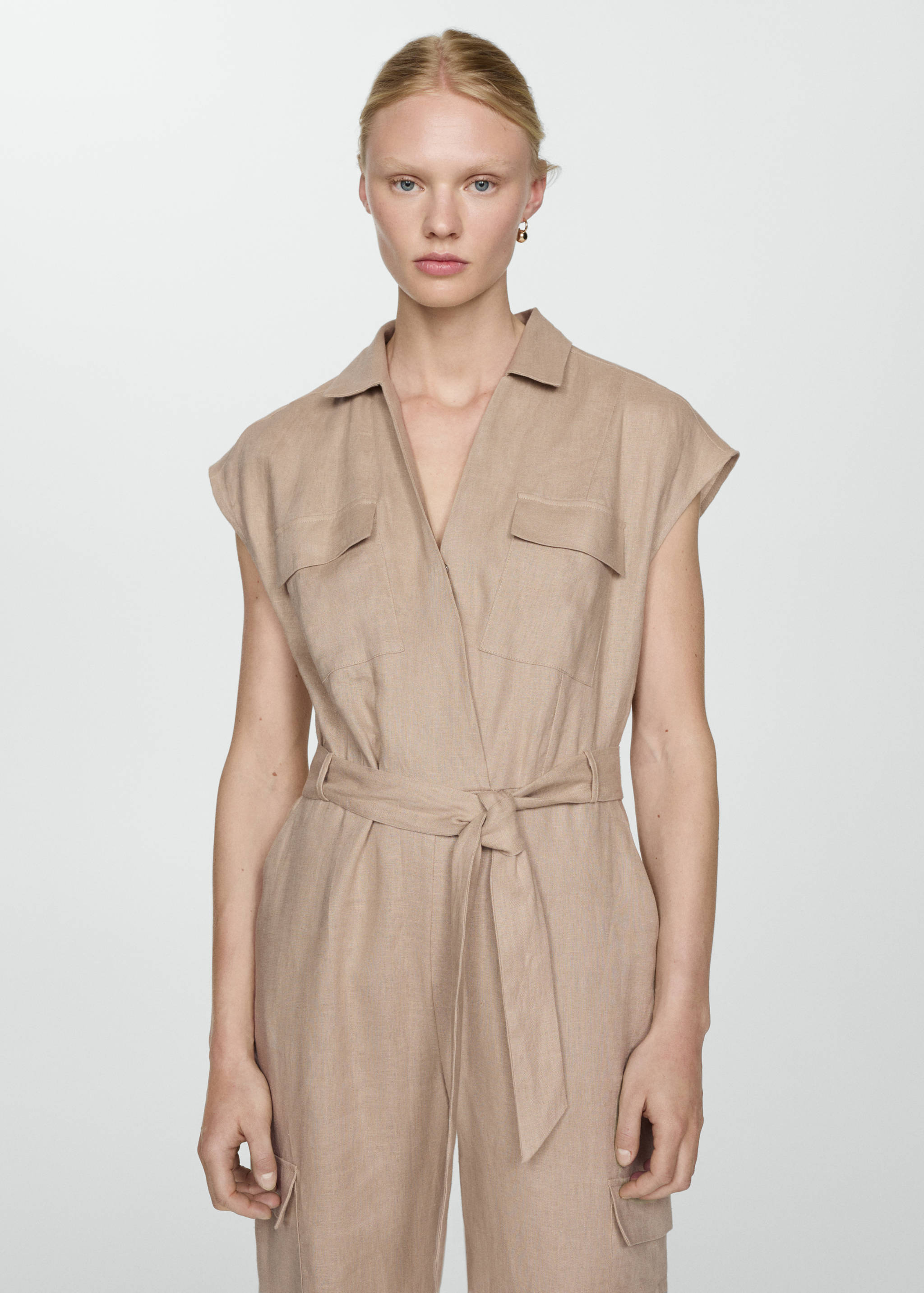 Cargo-style linen jumpsuit - Medium plane