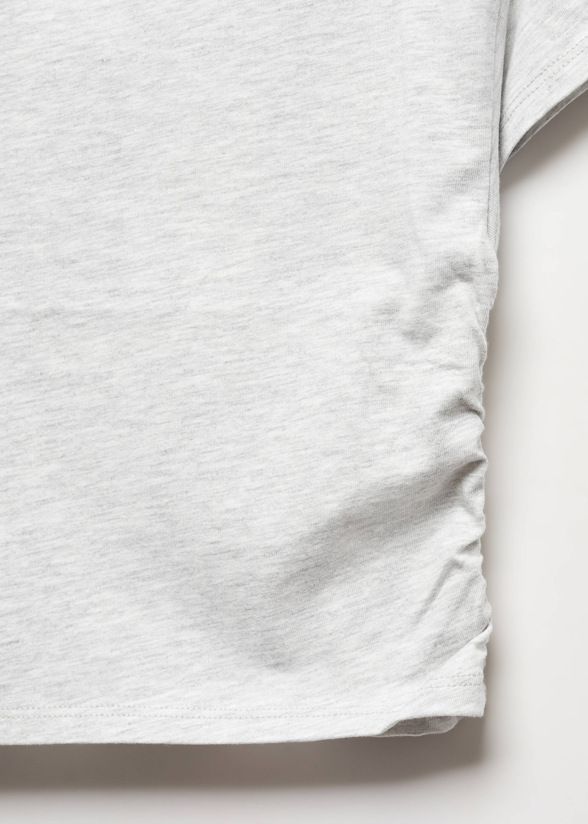 Baumwoll-T-Shirt mit Raffdetail - Detail des Artikels 8