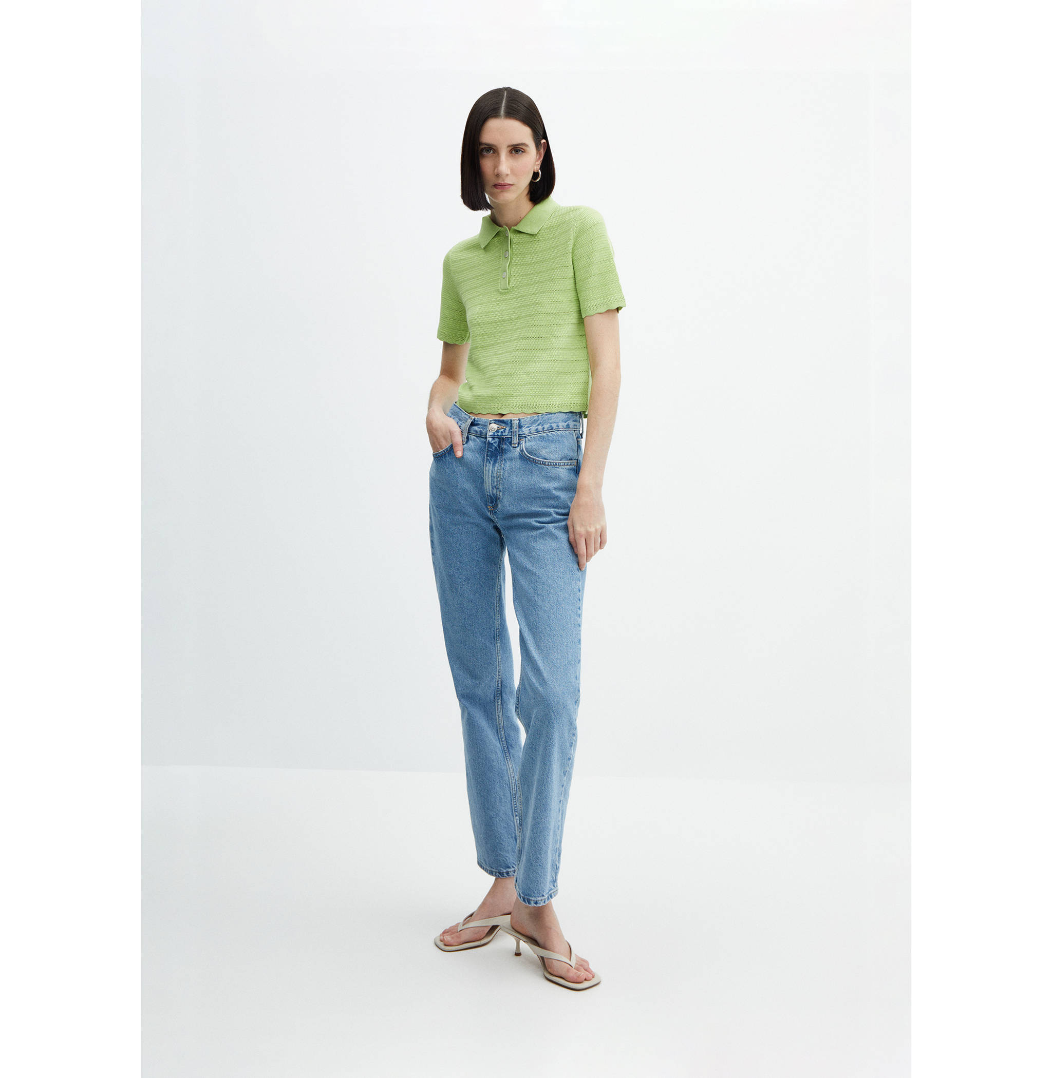 Short-sleeved polo-neck sweater - General plane