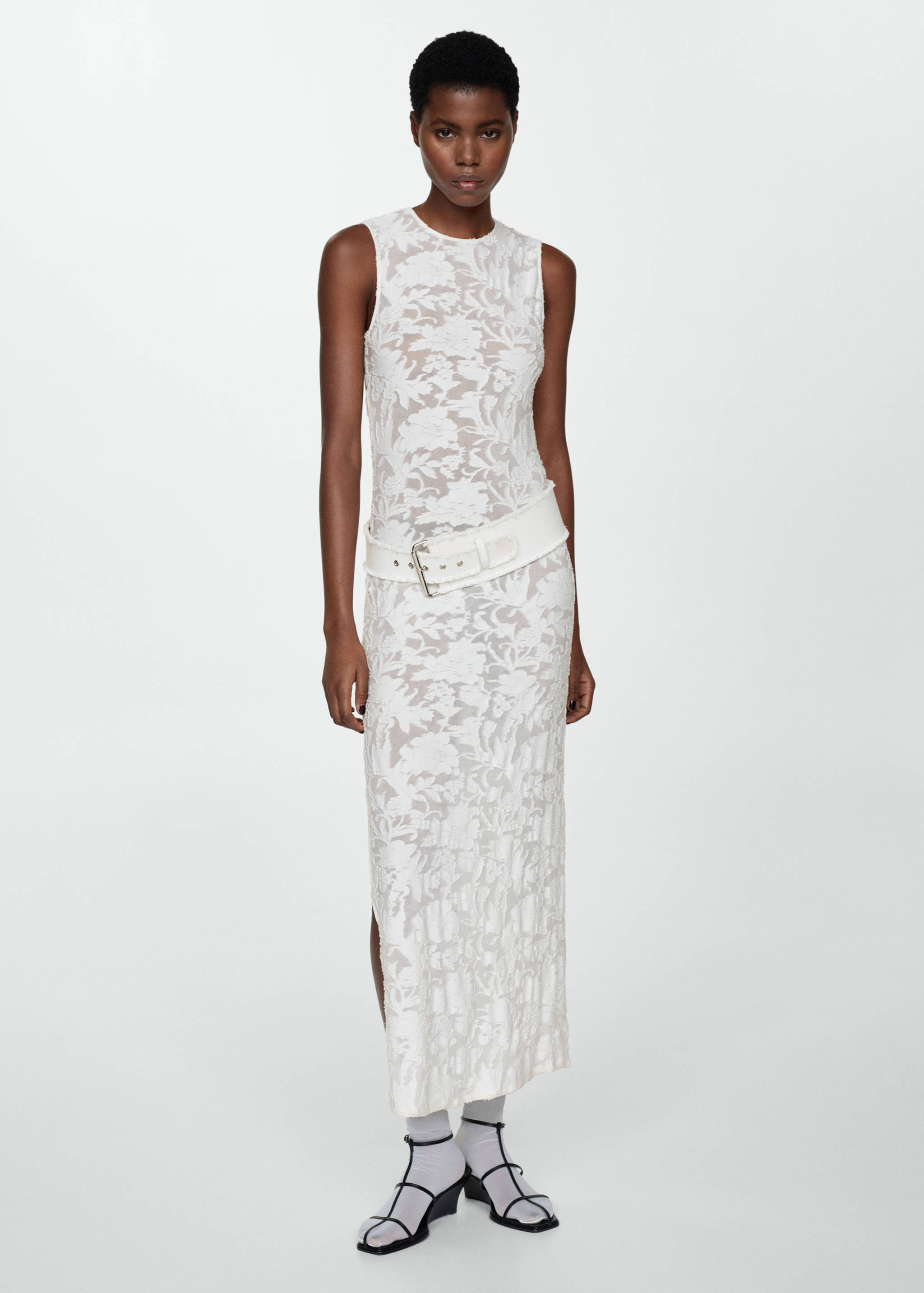 Jacquard dress with opening - General plane