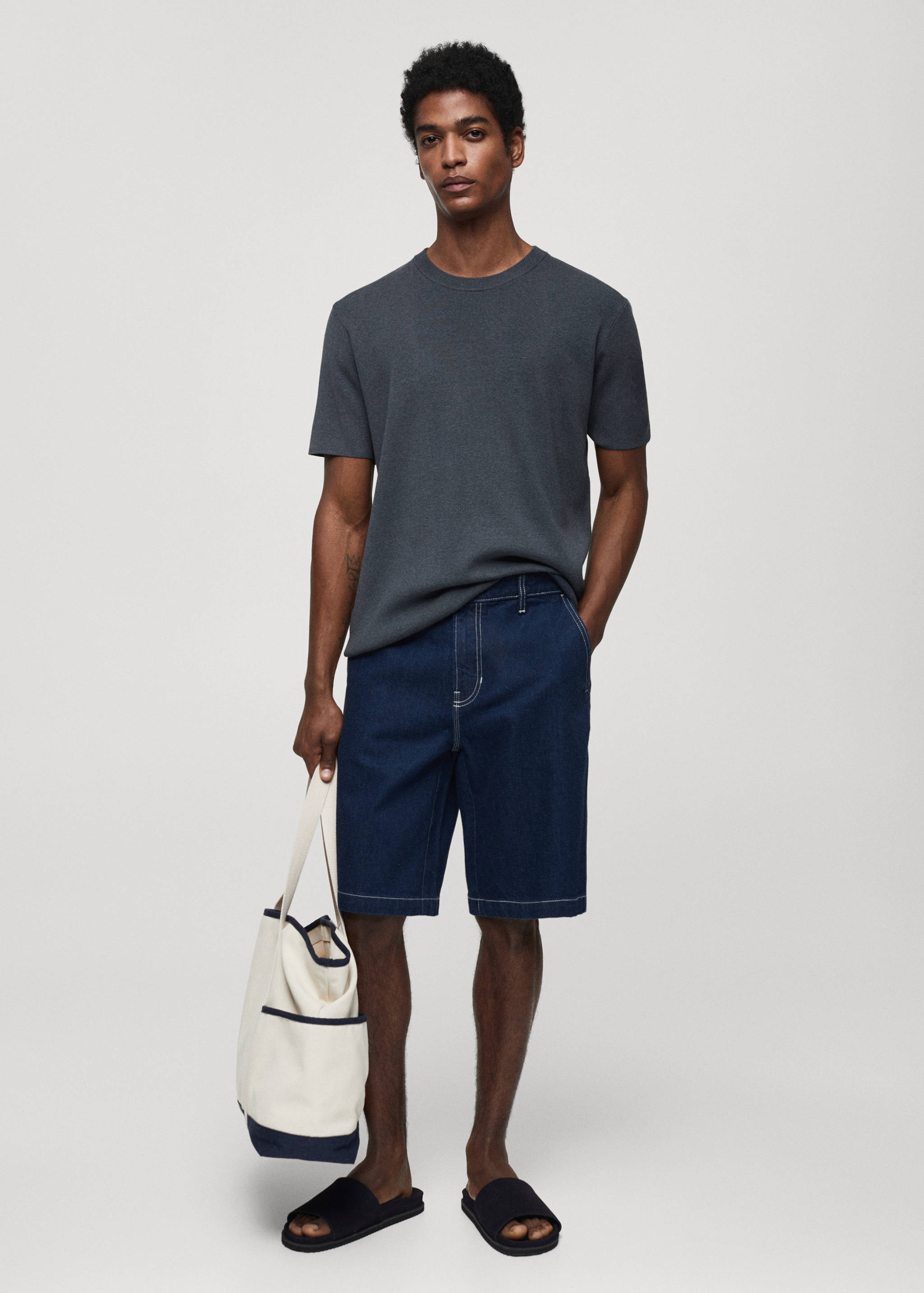 Cotton blend knitted t-shirt - General plane