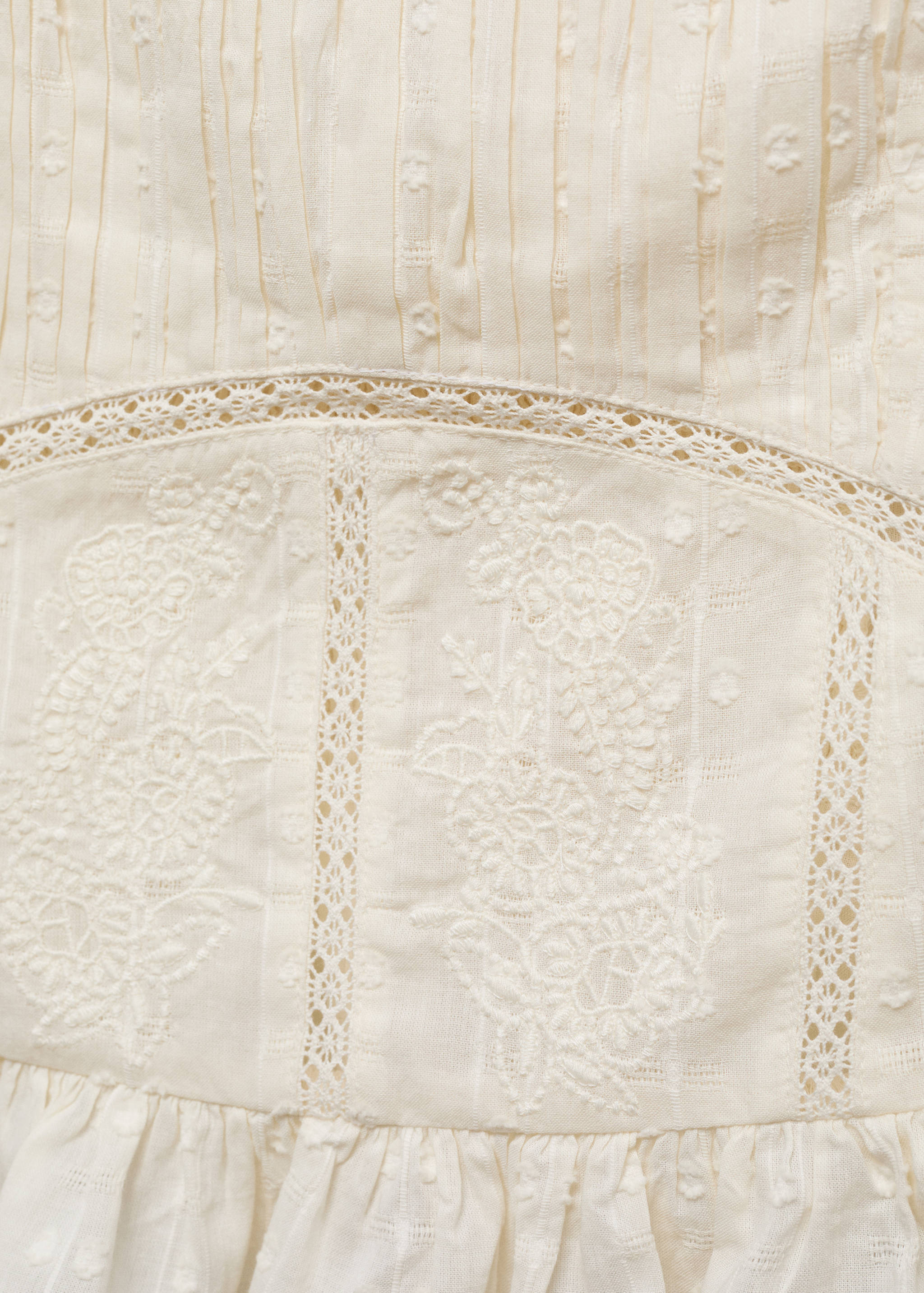Ruffled top with embroidered details - Details of the article 8