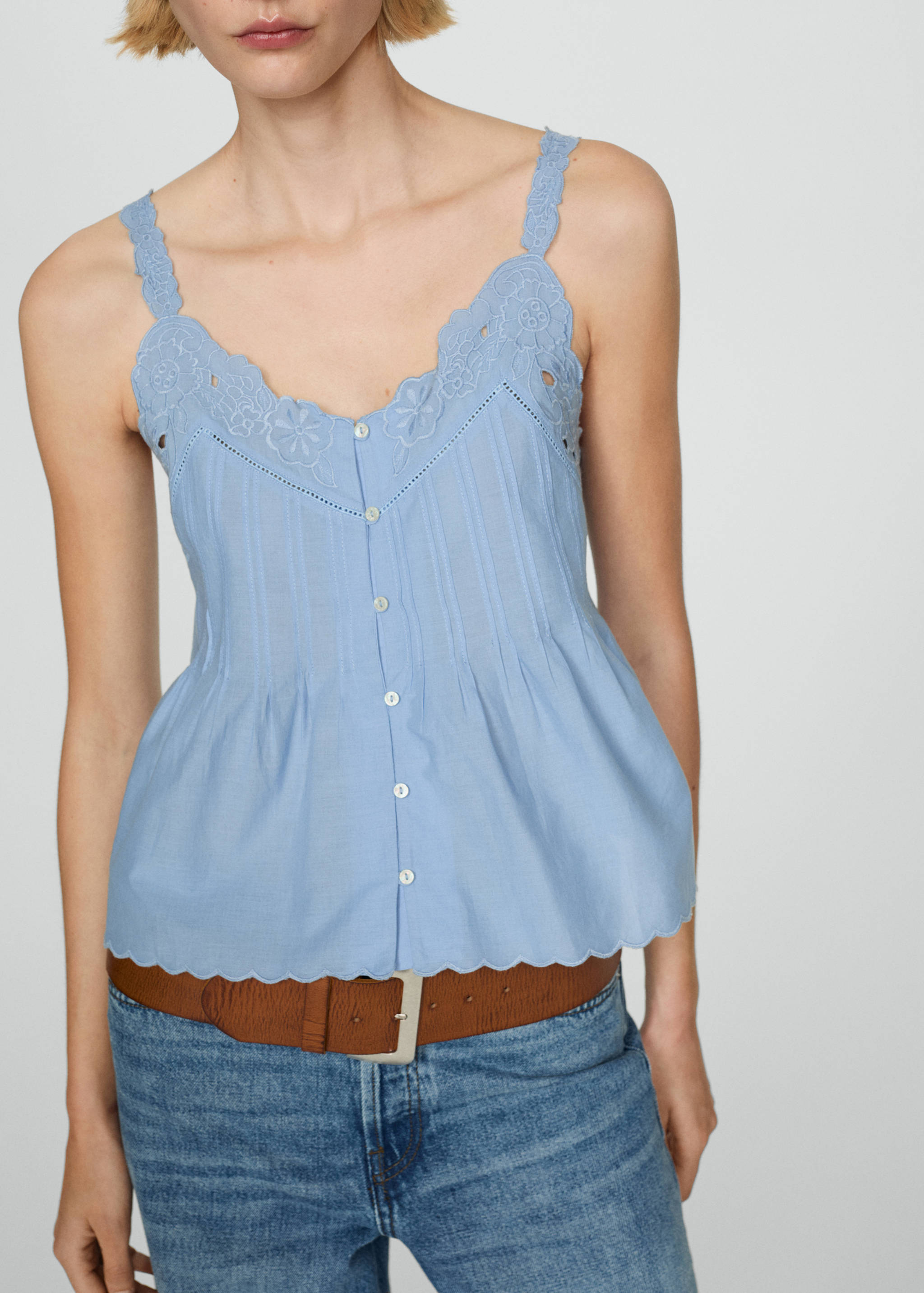 Embroidered strap top - Details of the article 6