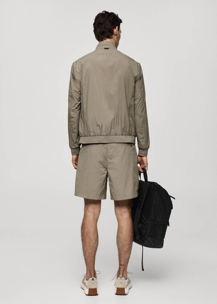 Water-repellent jacket with zip — Khaki