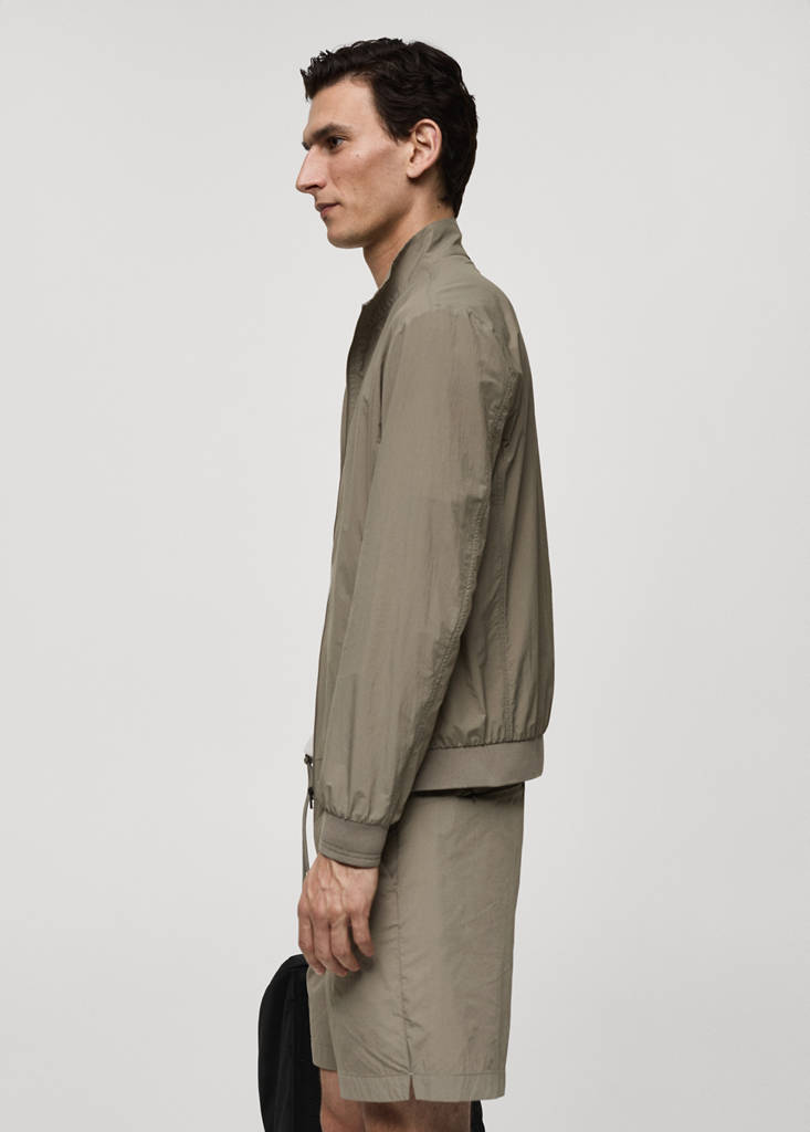 Water-repellent jacket with zip — Khaki