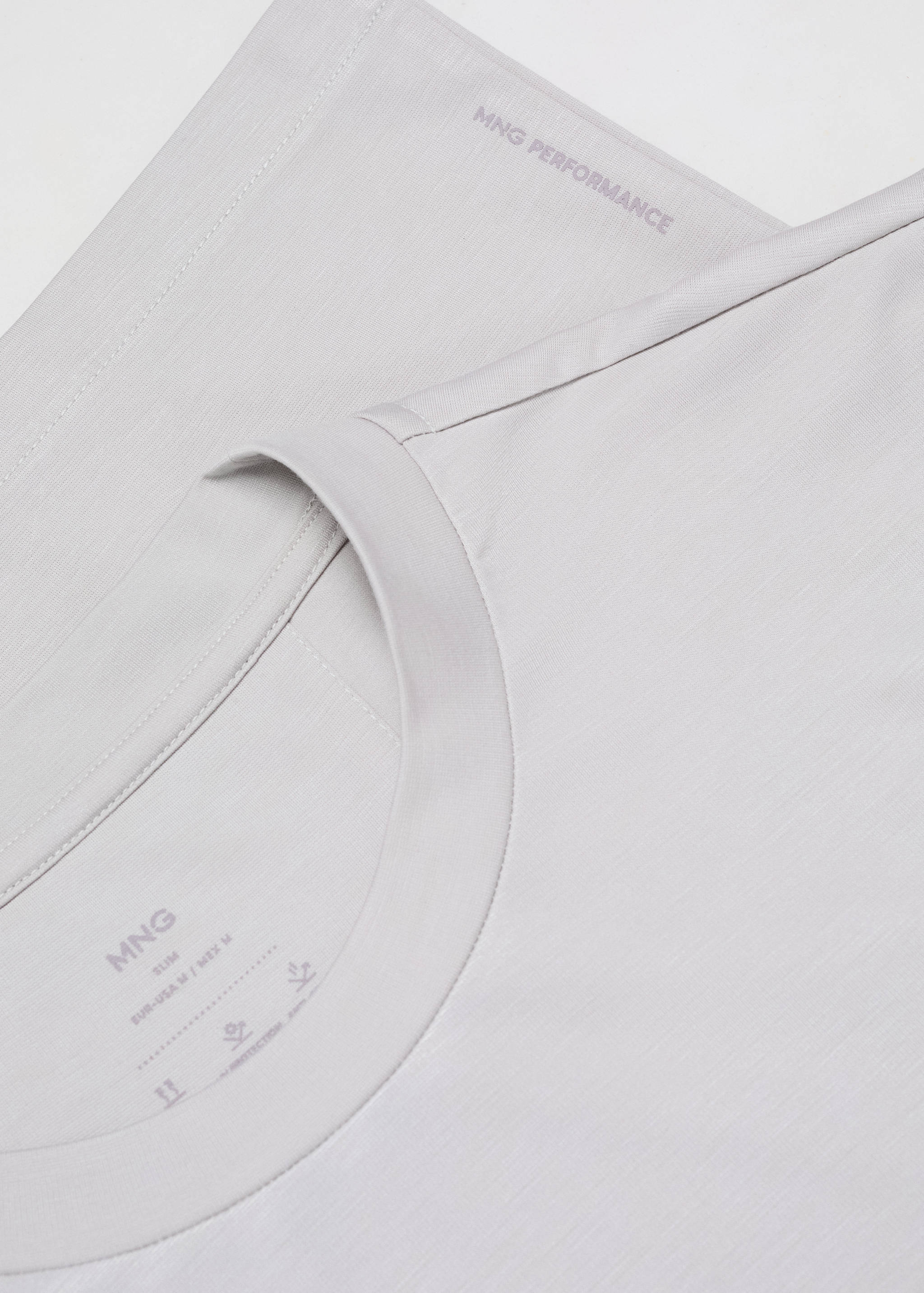 T-shirt slim-fit poche - Détail de l'article 0