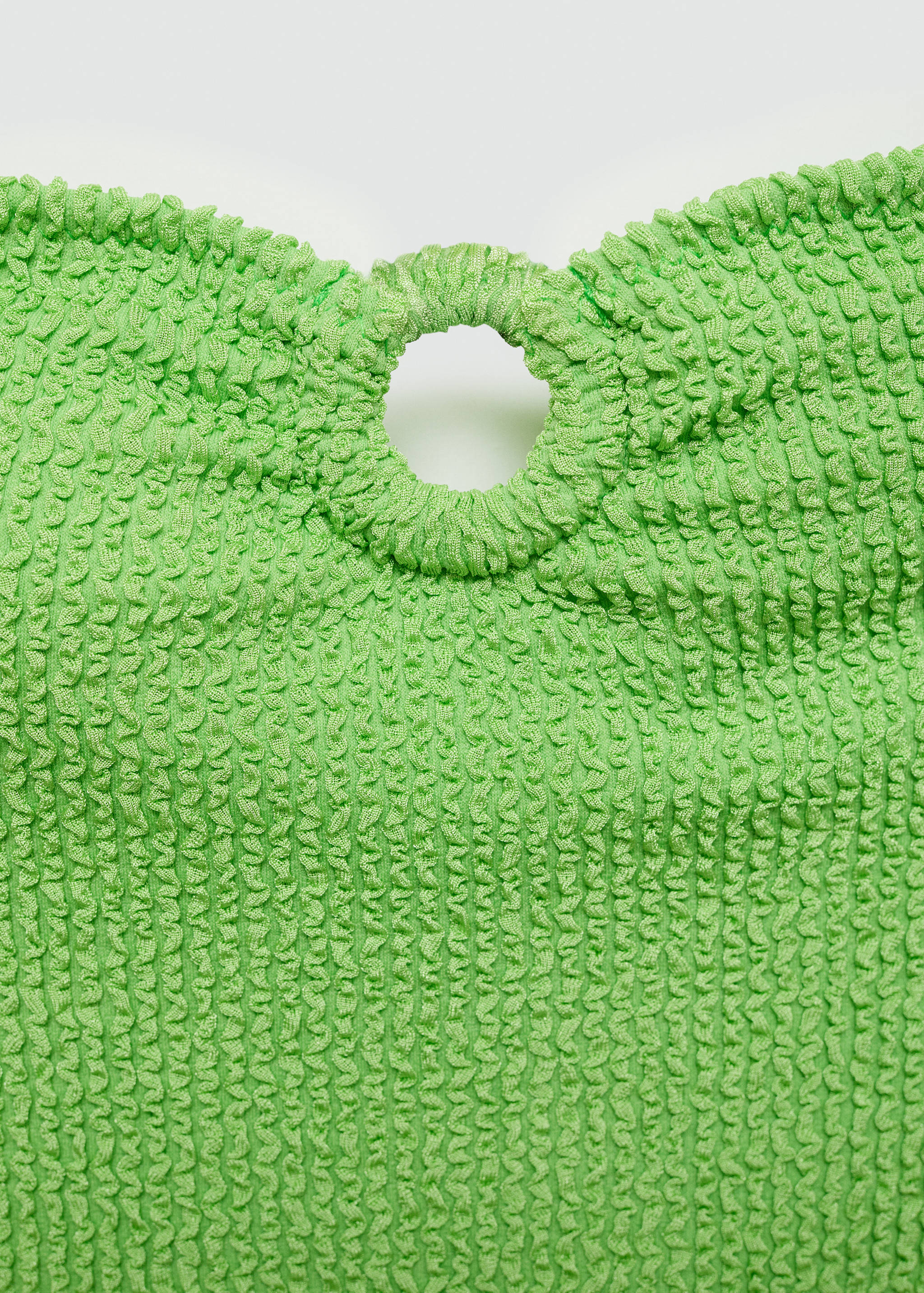 Купальник без бретелей с текстурой - Деталь изделия 8