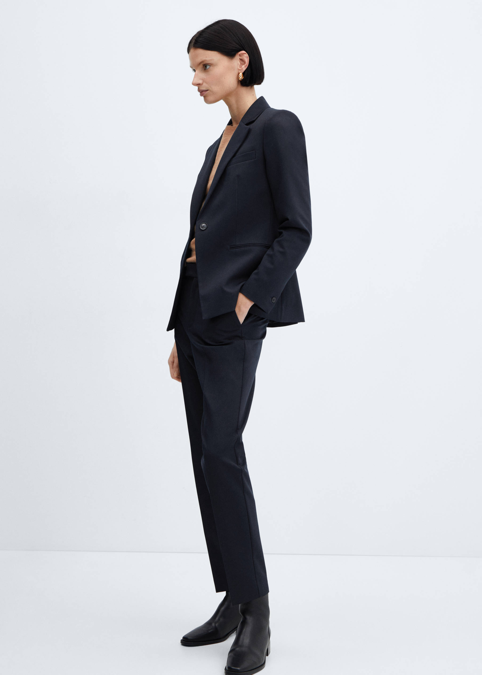 Fitted suit jacket - Details of the article 2