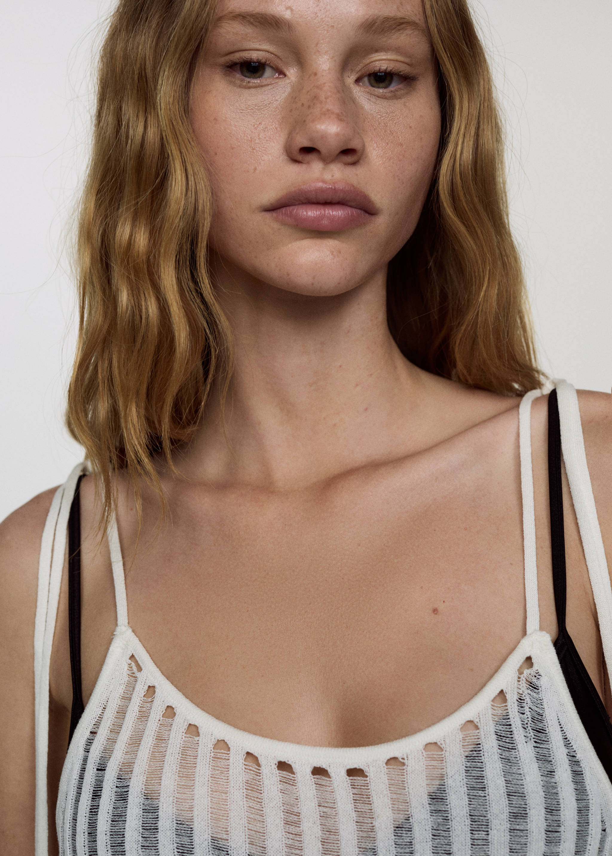 Knitted dress with double straps - Details of the article 1