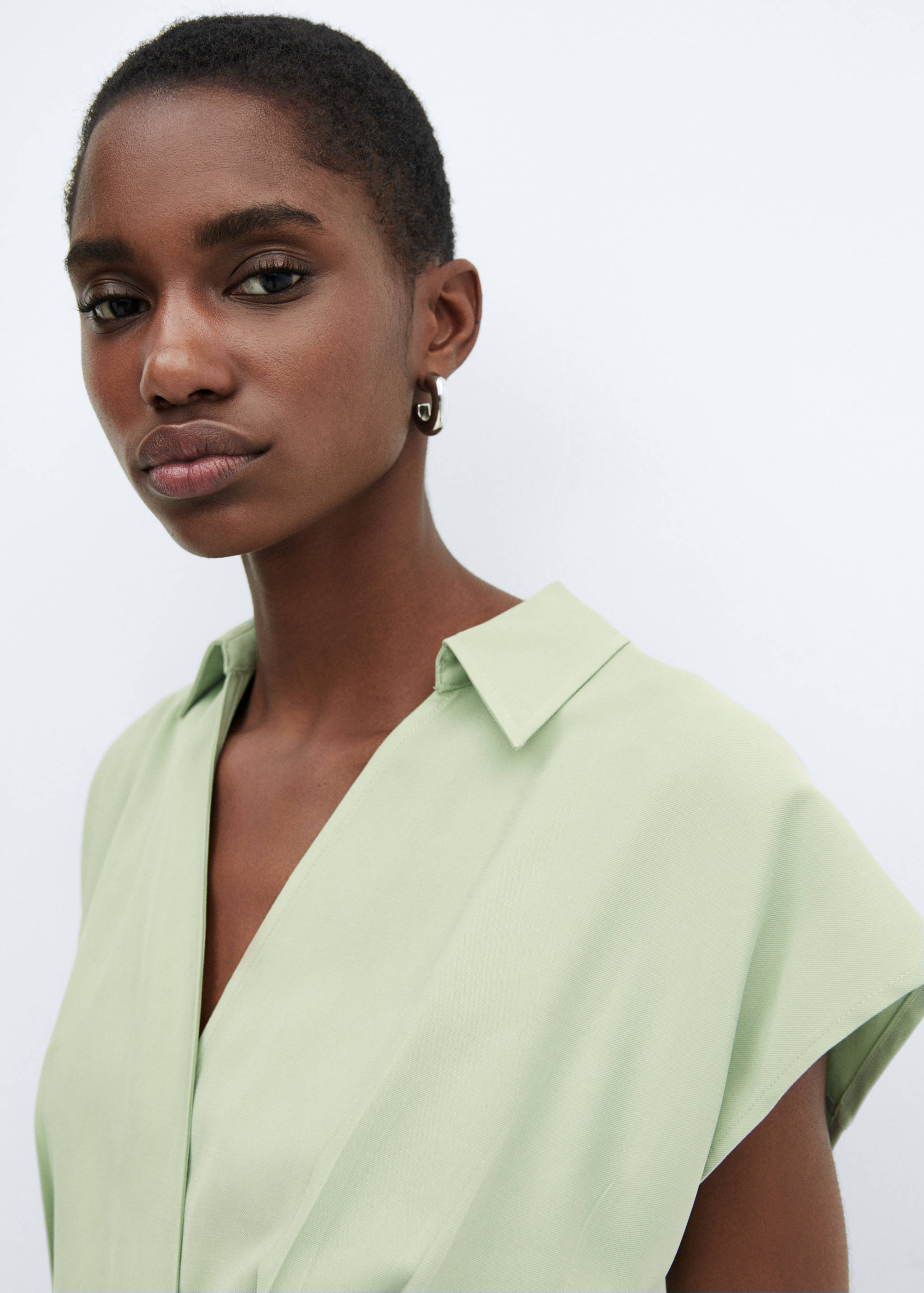 Vestit creuat cinturó - Detall de l'article 1