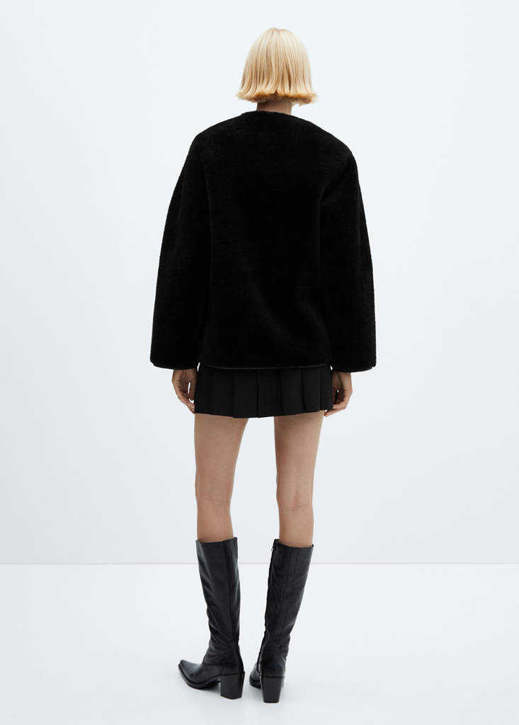 Fur-effect coat with appliqués — Black
