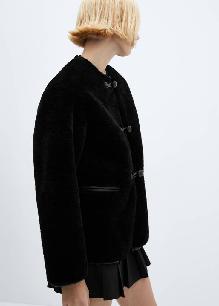 Fur-effect coat with appliqués — Black