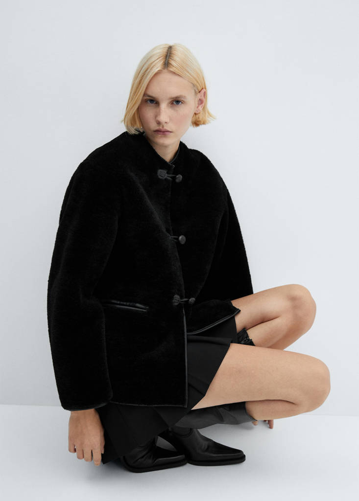 Fur-effect coat with appliqués — Black