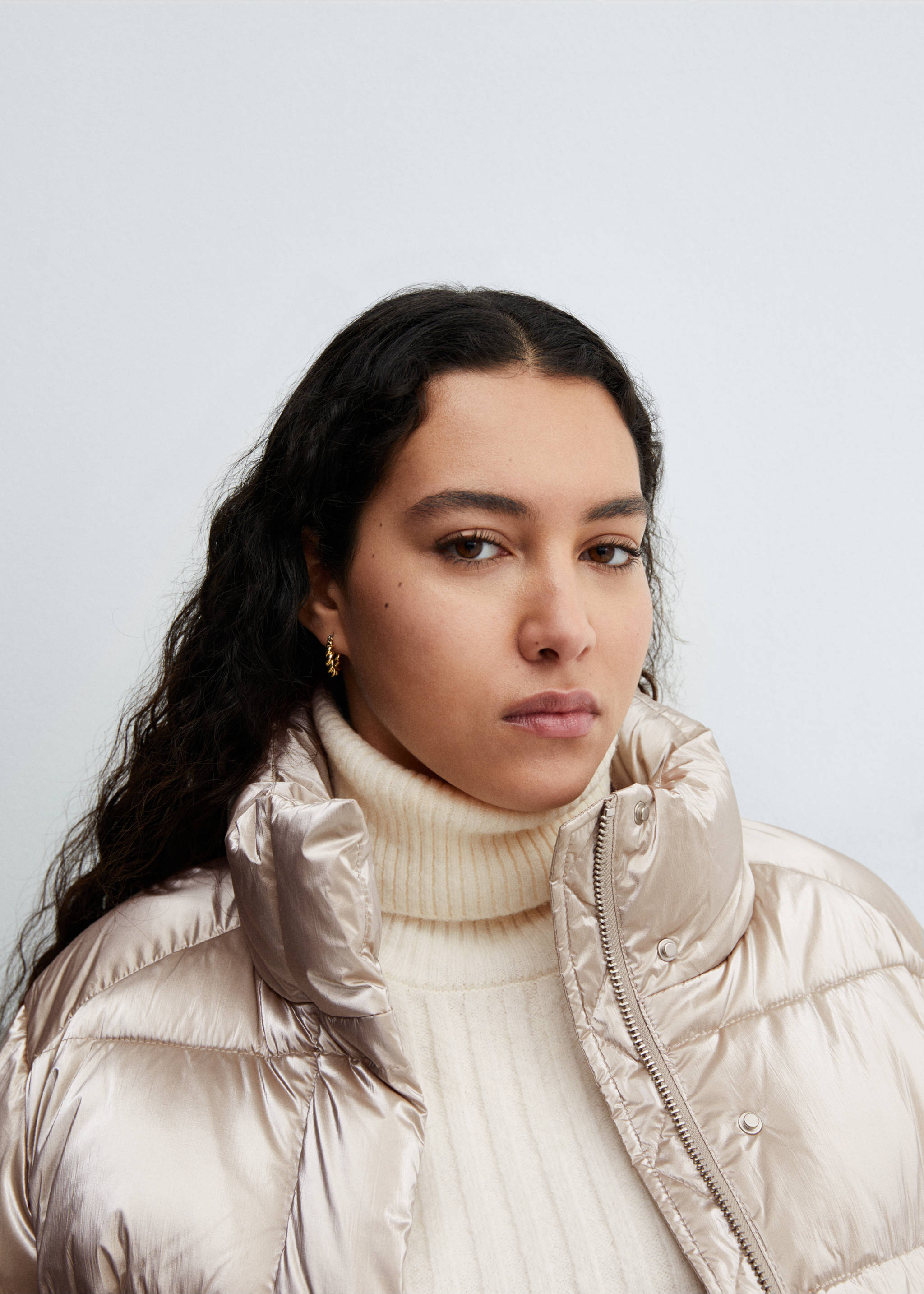 Water-repellent puffer coat - Details of the article 4, Beige. Ref: 67060447-00.