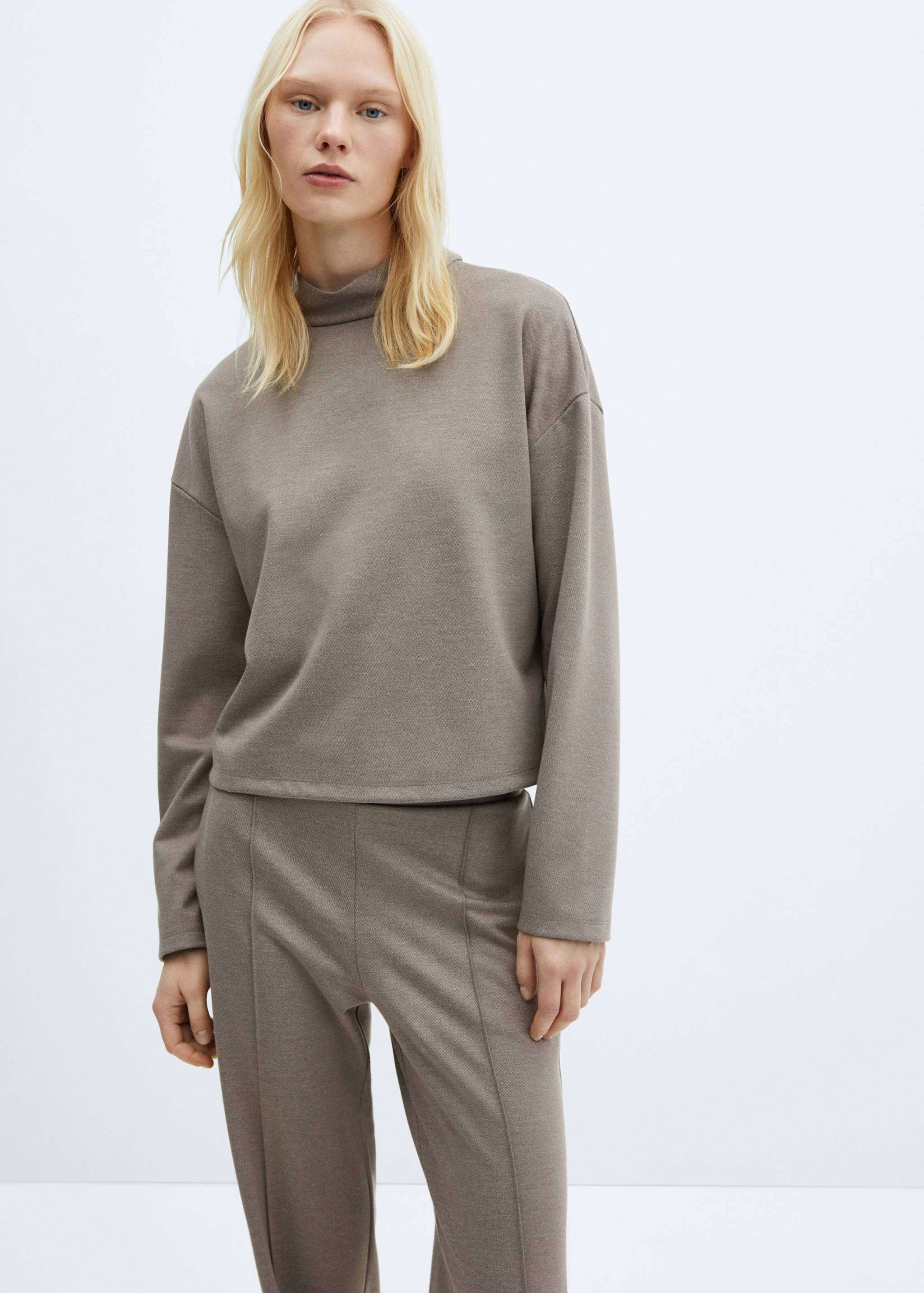 Cowl turtle neck sweatshirt - Medium plane