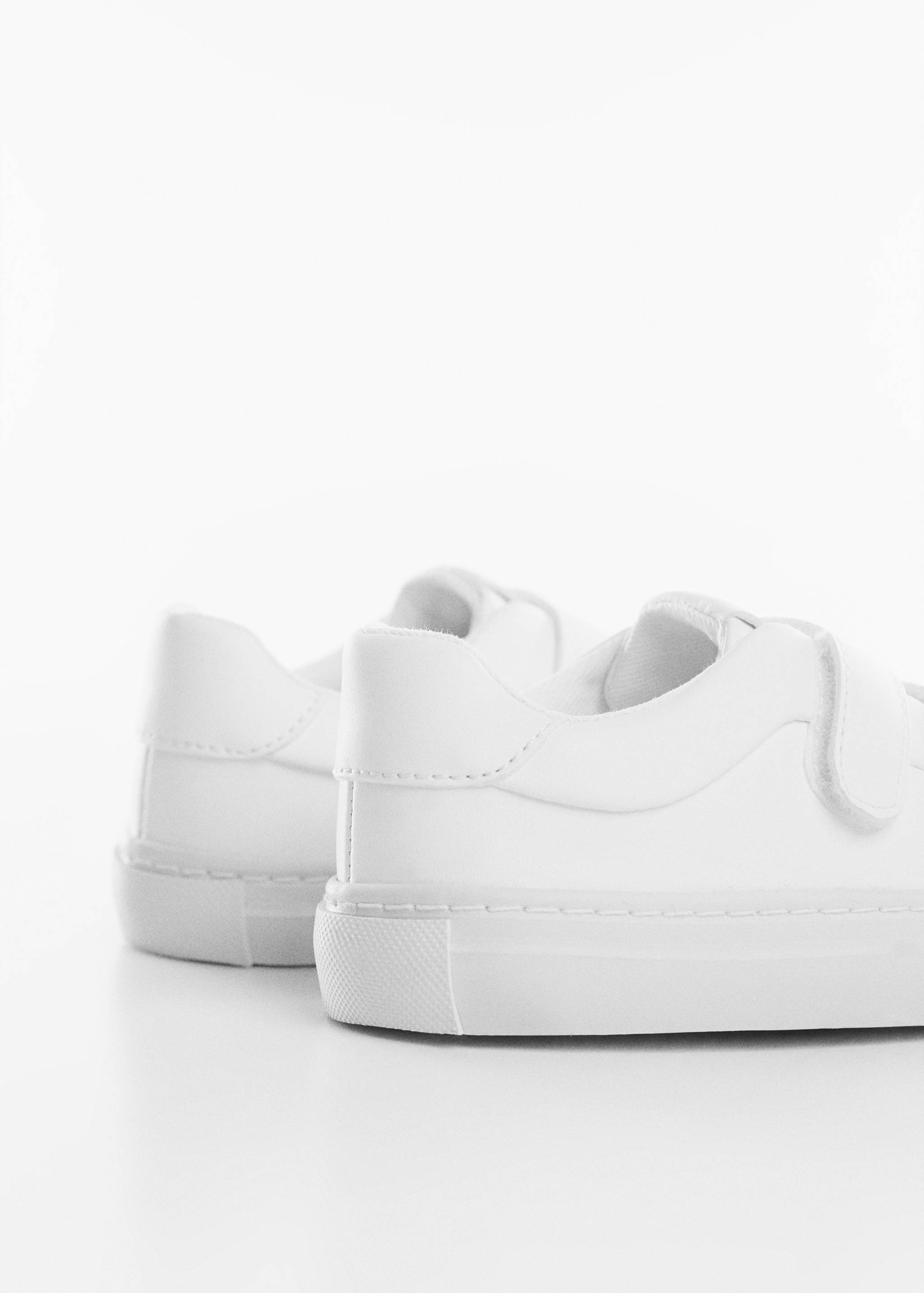 Кроссовки на липучке - Деталь изделия 1