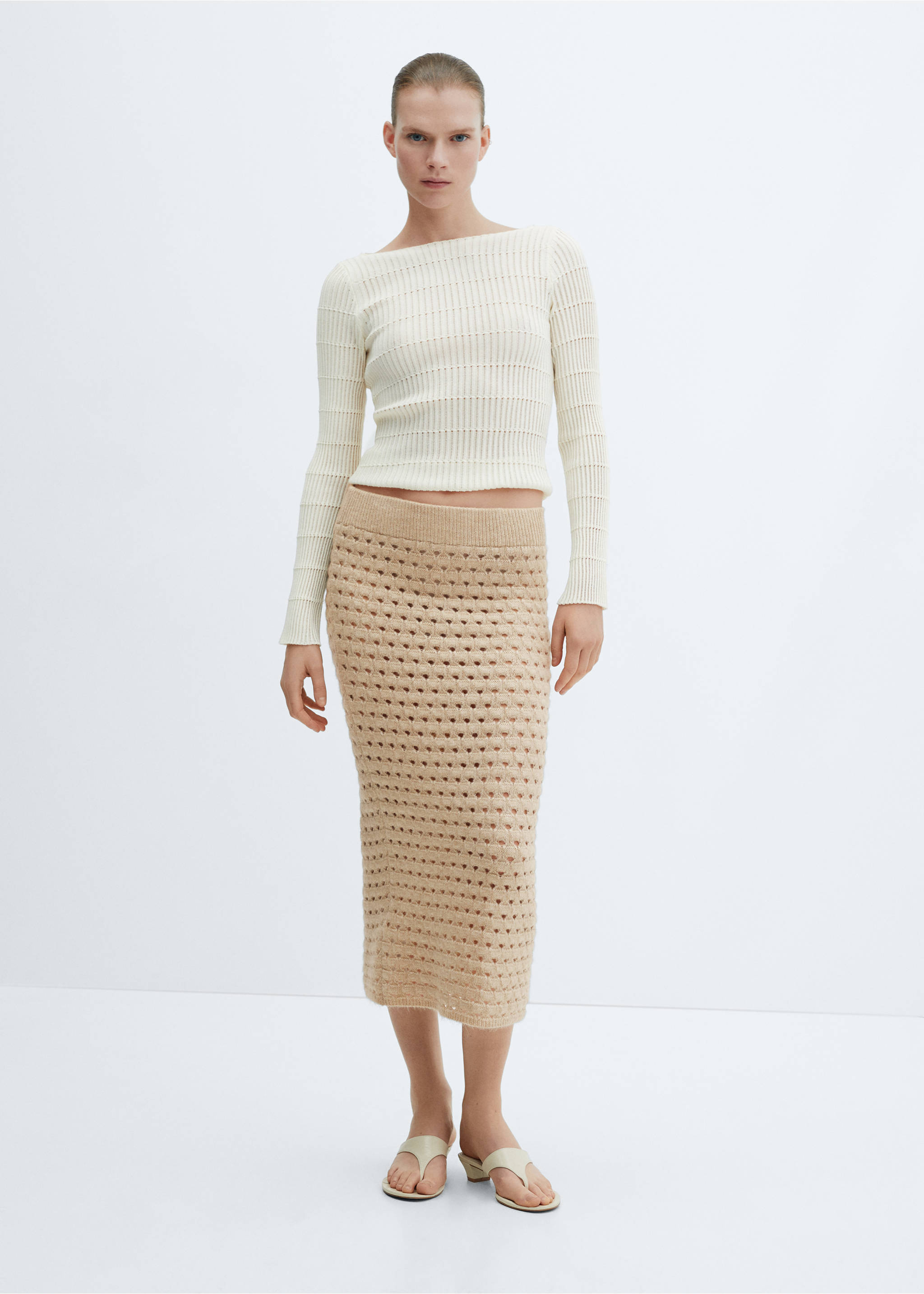 Knitted skirt with openwork details - Details of the article 3, Light/Pastel Grey. Ref: 67060479-00.