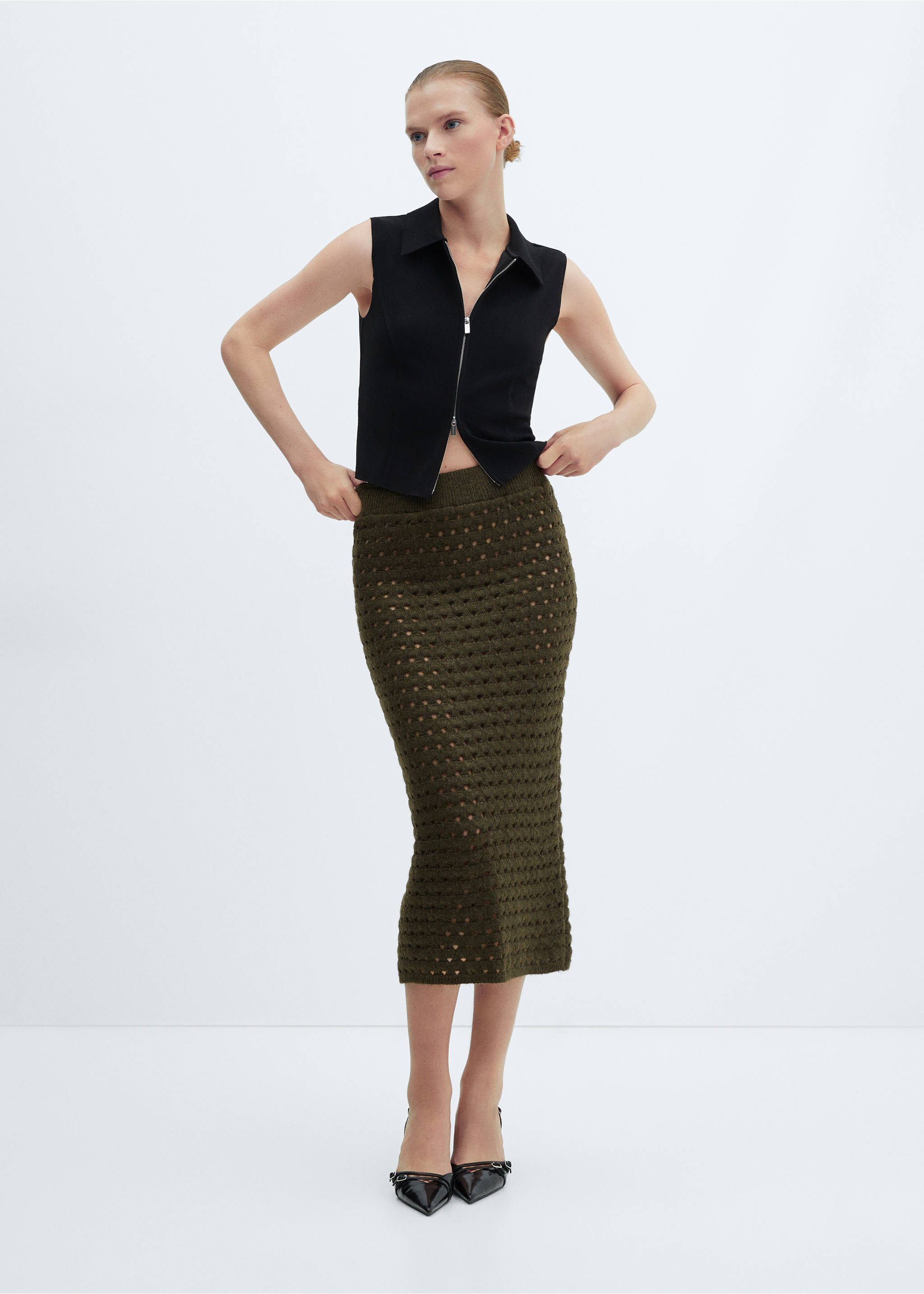Knitted skirt with openwork details - Details of the article 1, Khaki. Ref: 67060479-00.