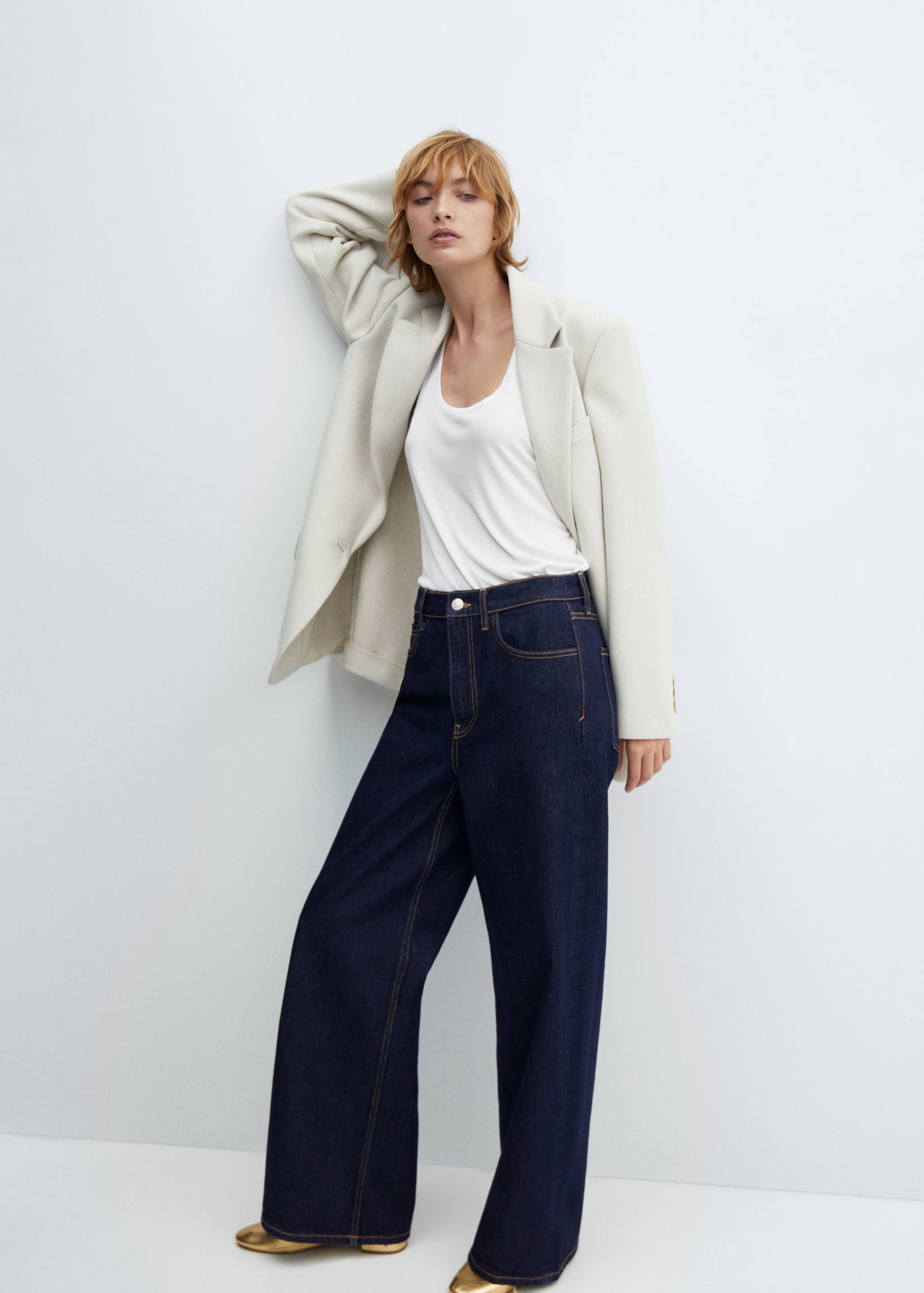 Low-rise loose-fit wide leg jeans - Details of the article 2