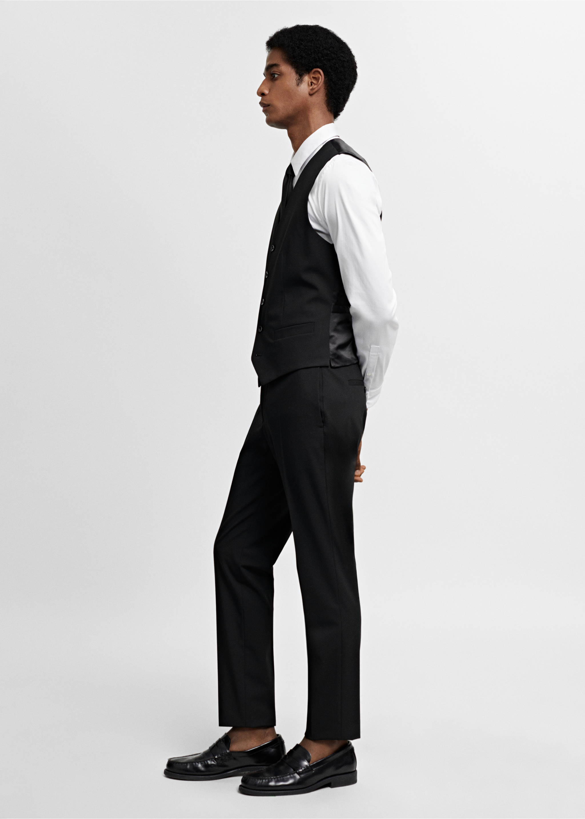 Chaleco traje super slim fit tejido stretch - Detalle del artículo 2, Negro. Ref: 67060621-01.