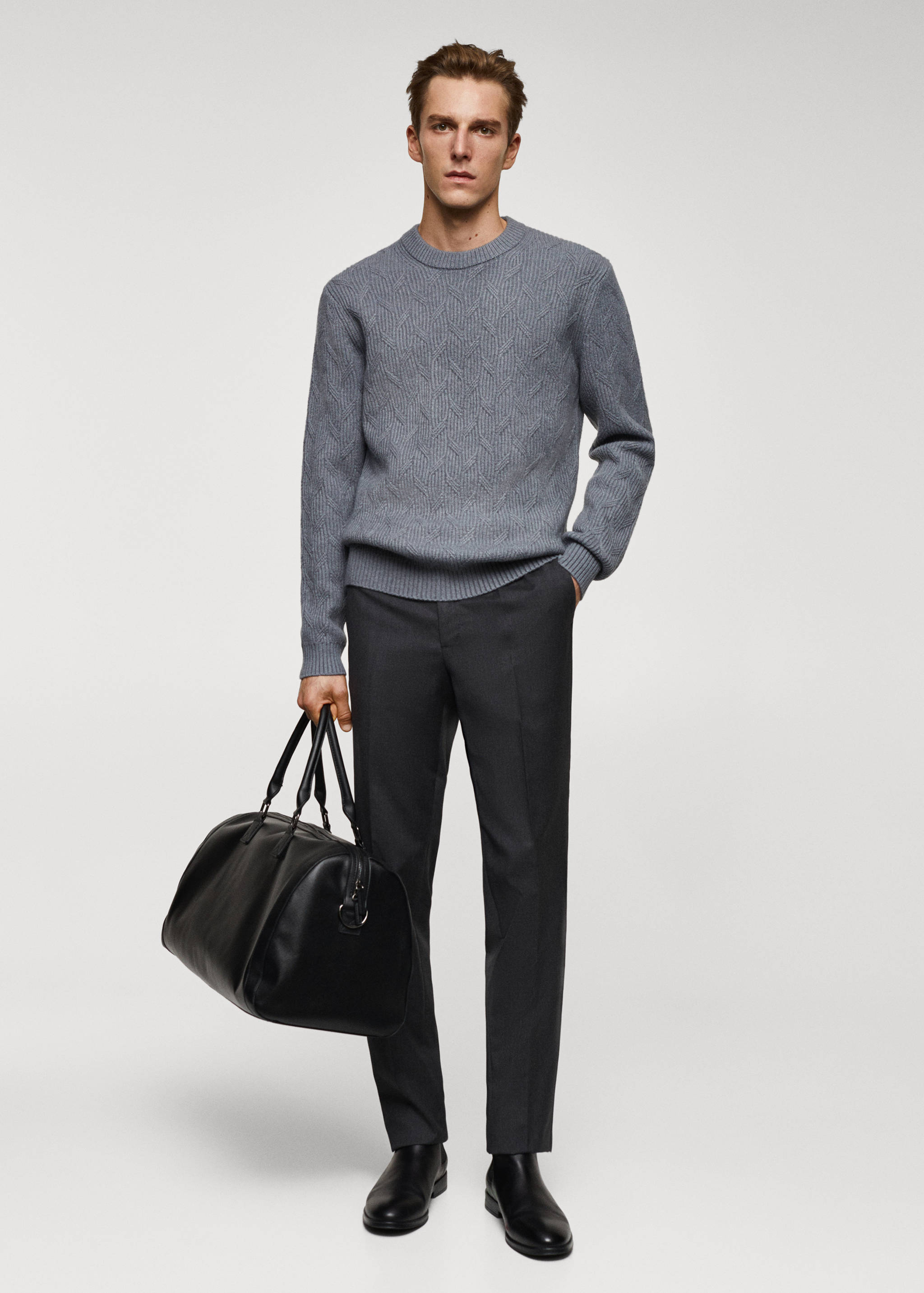 Braided knitted sweater - General plane