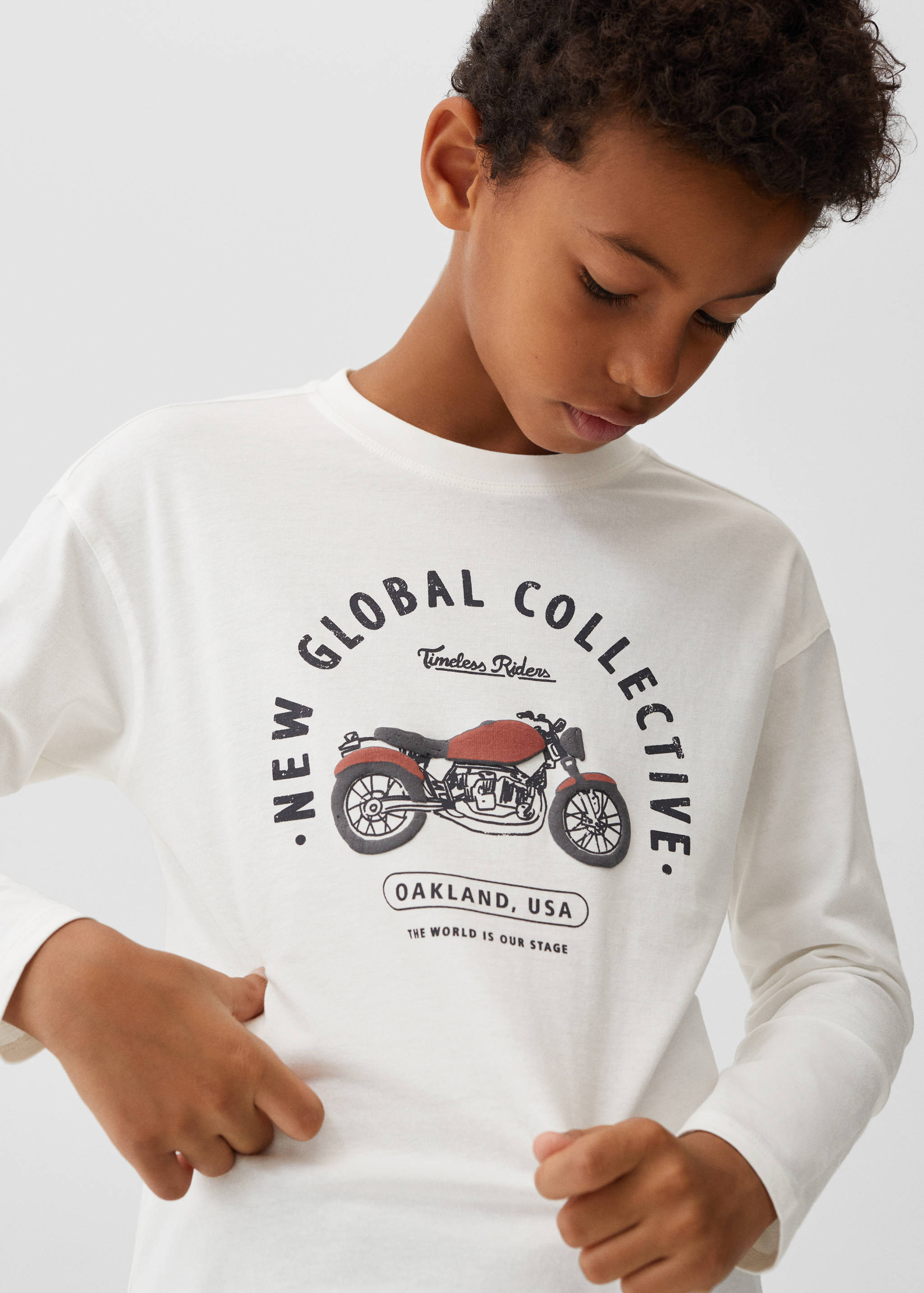 Long-sleeved t-shirt with message - Details of the article 1