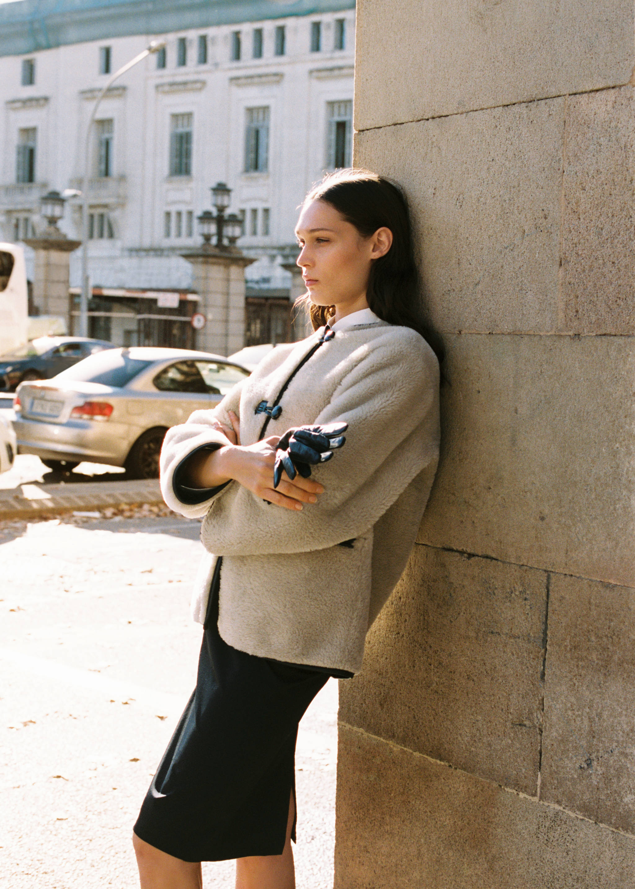 Fur-effect coat with appliqués - Details of the article 7