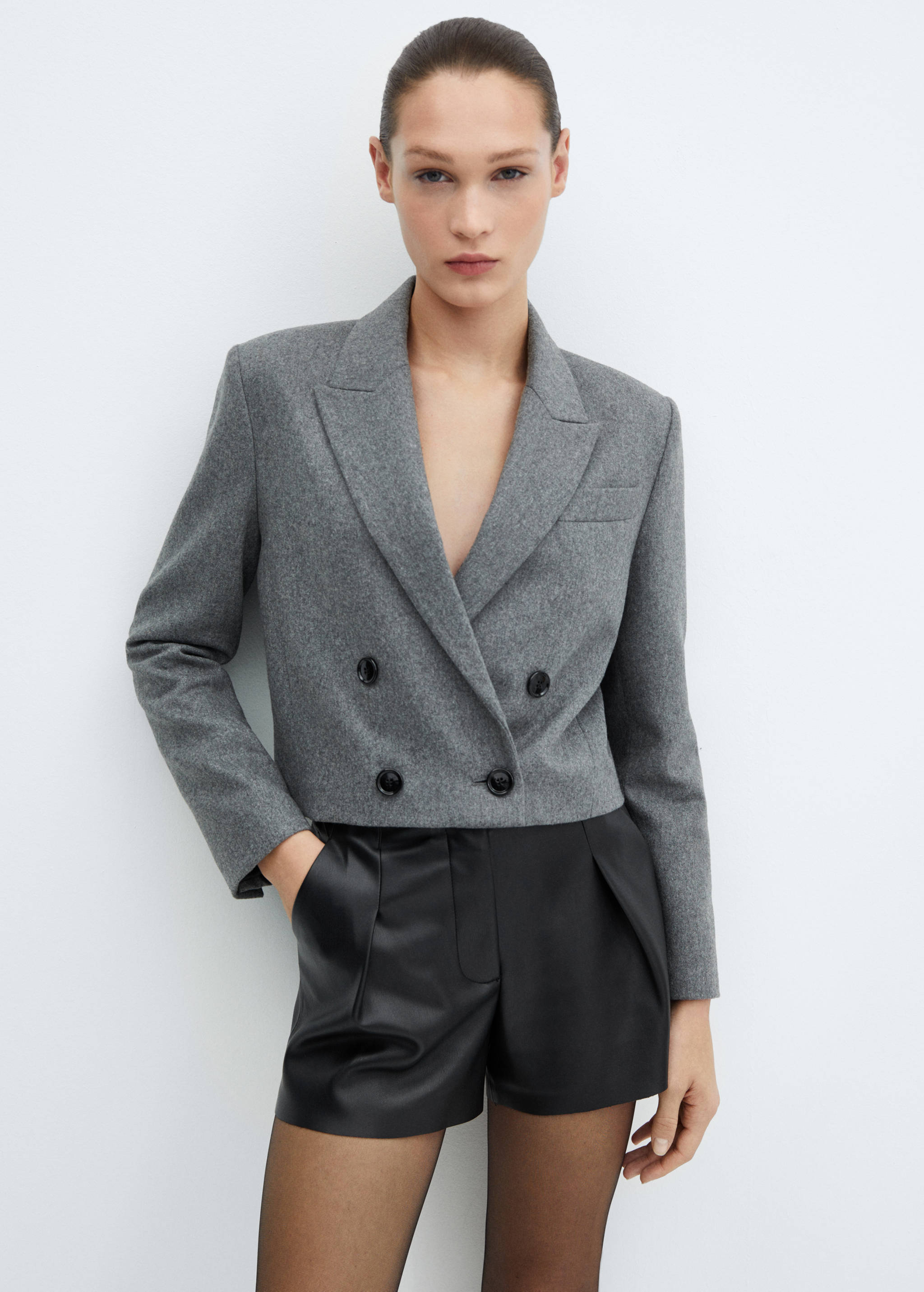 Pleated faux-leather shorts - Details of the article 1