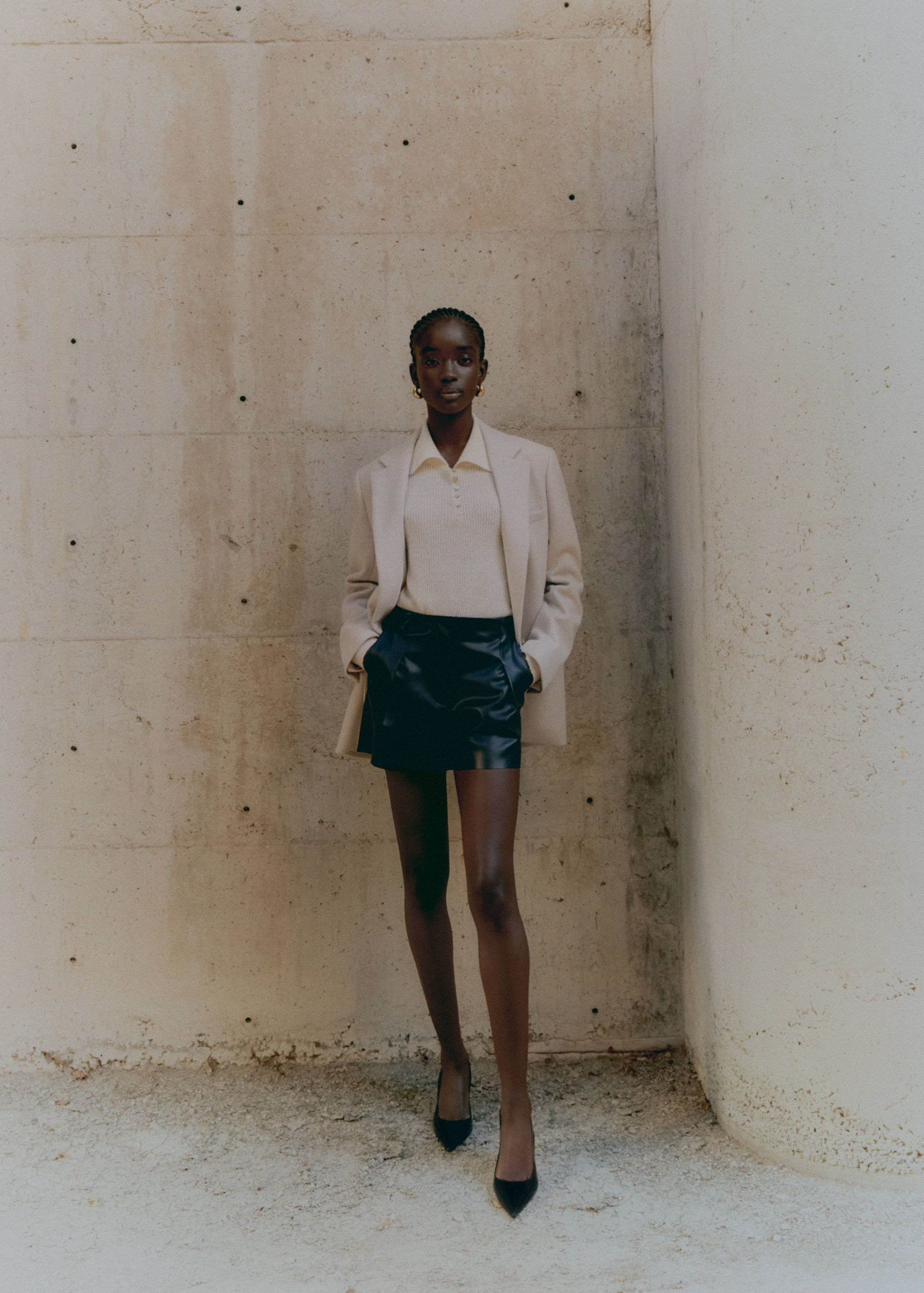 Pleated faux-leather shorts - Details of the article 6