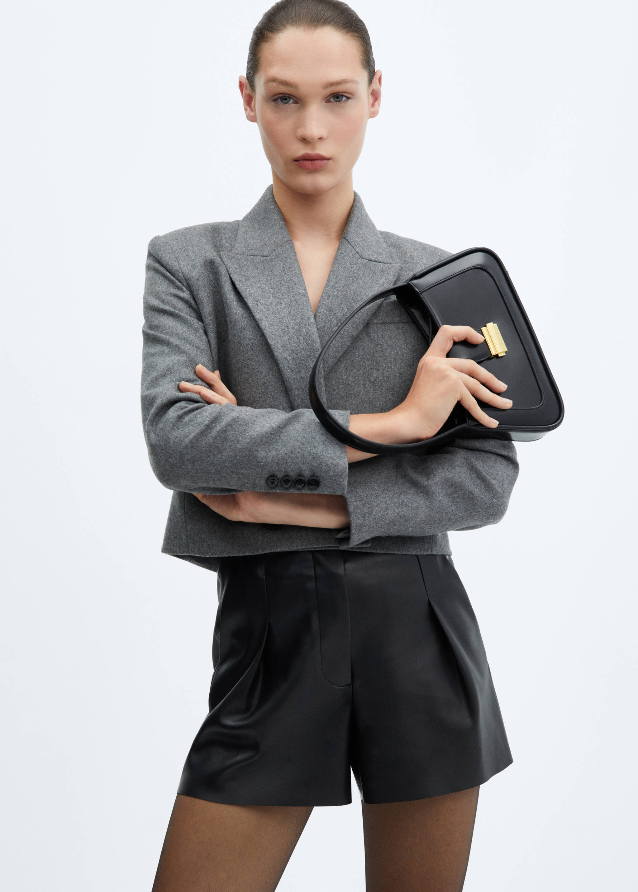 Pleated faux-leather shorts - Details of the article 2