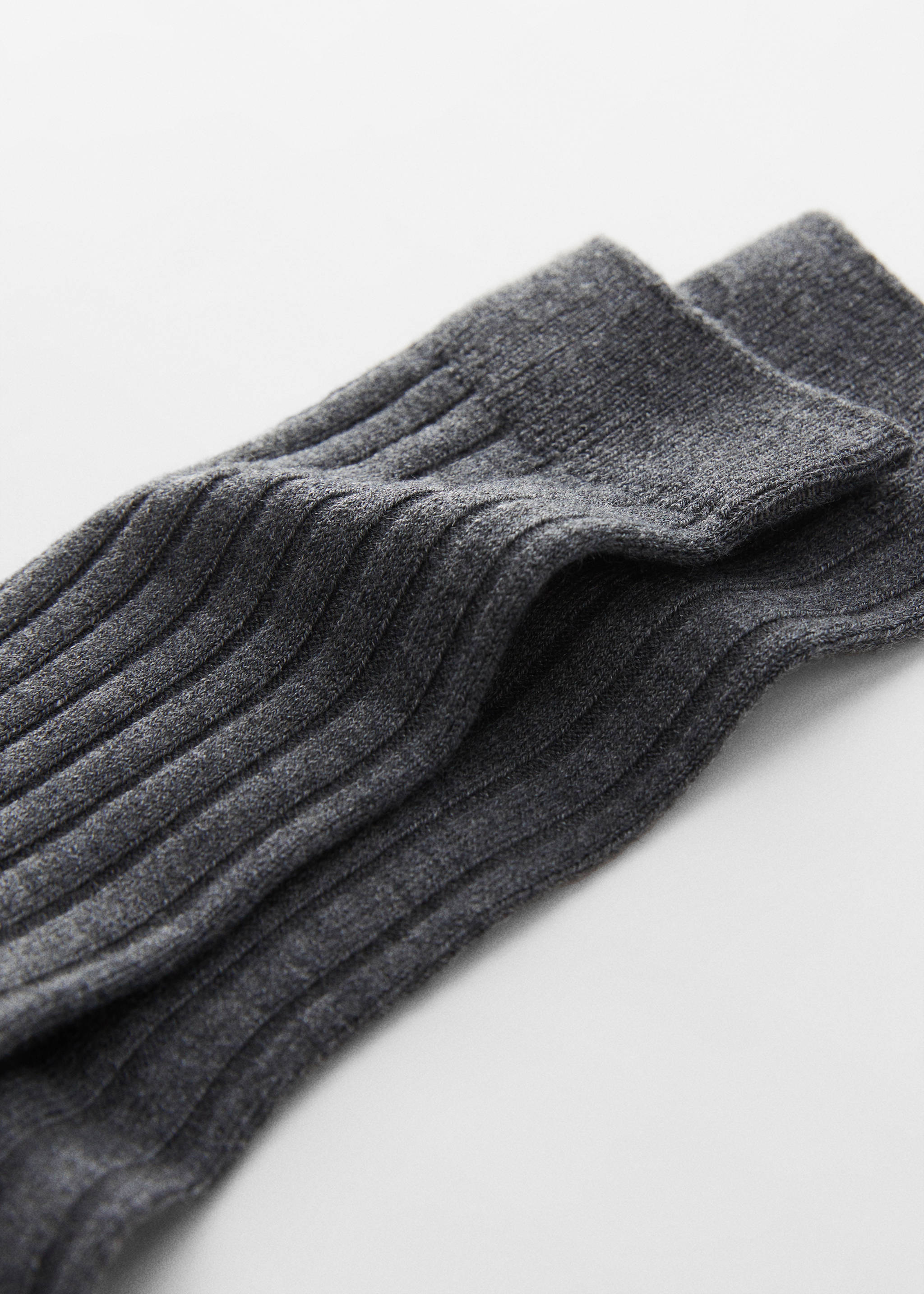 Socken mit Rippmuster - Detail des Artikels 1