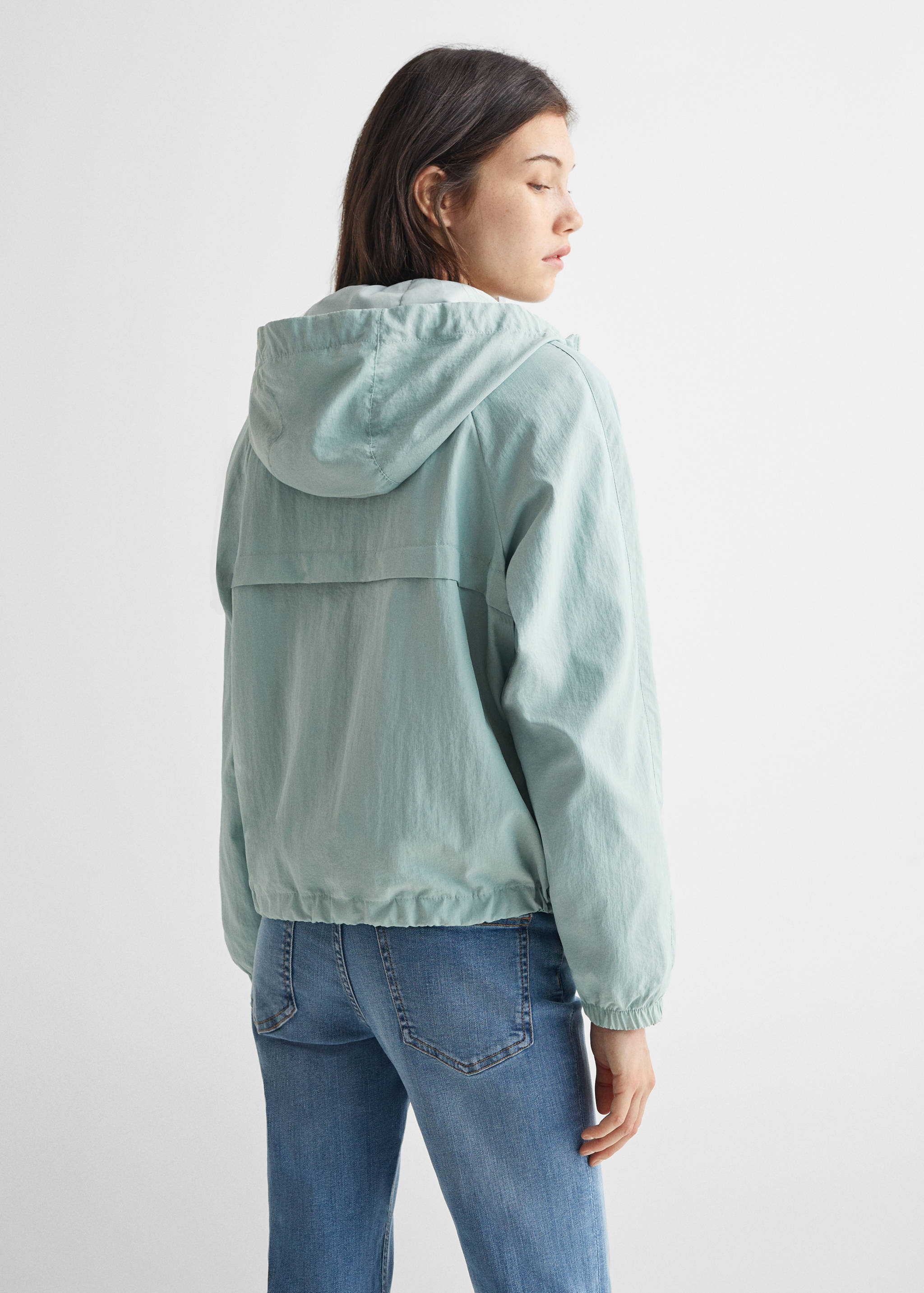 Lightweight pocket jacket - Reverse of the article