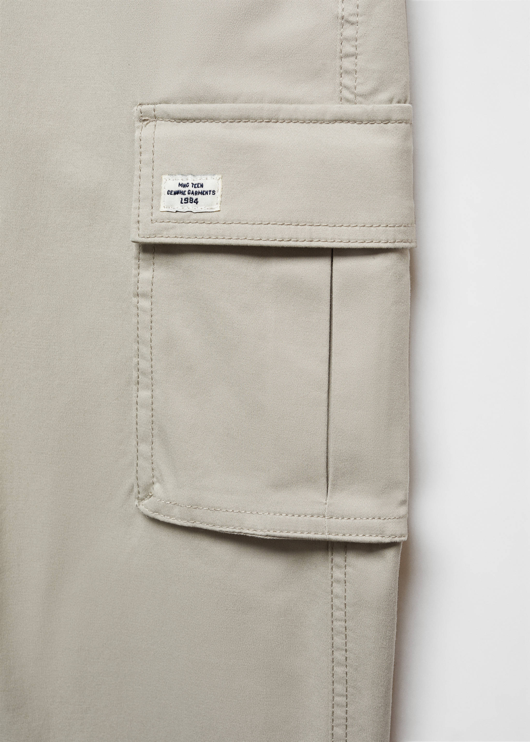Cotton cargo trousers - Details of the article 8