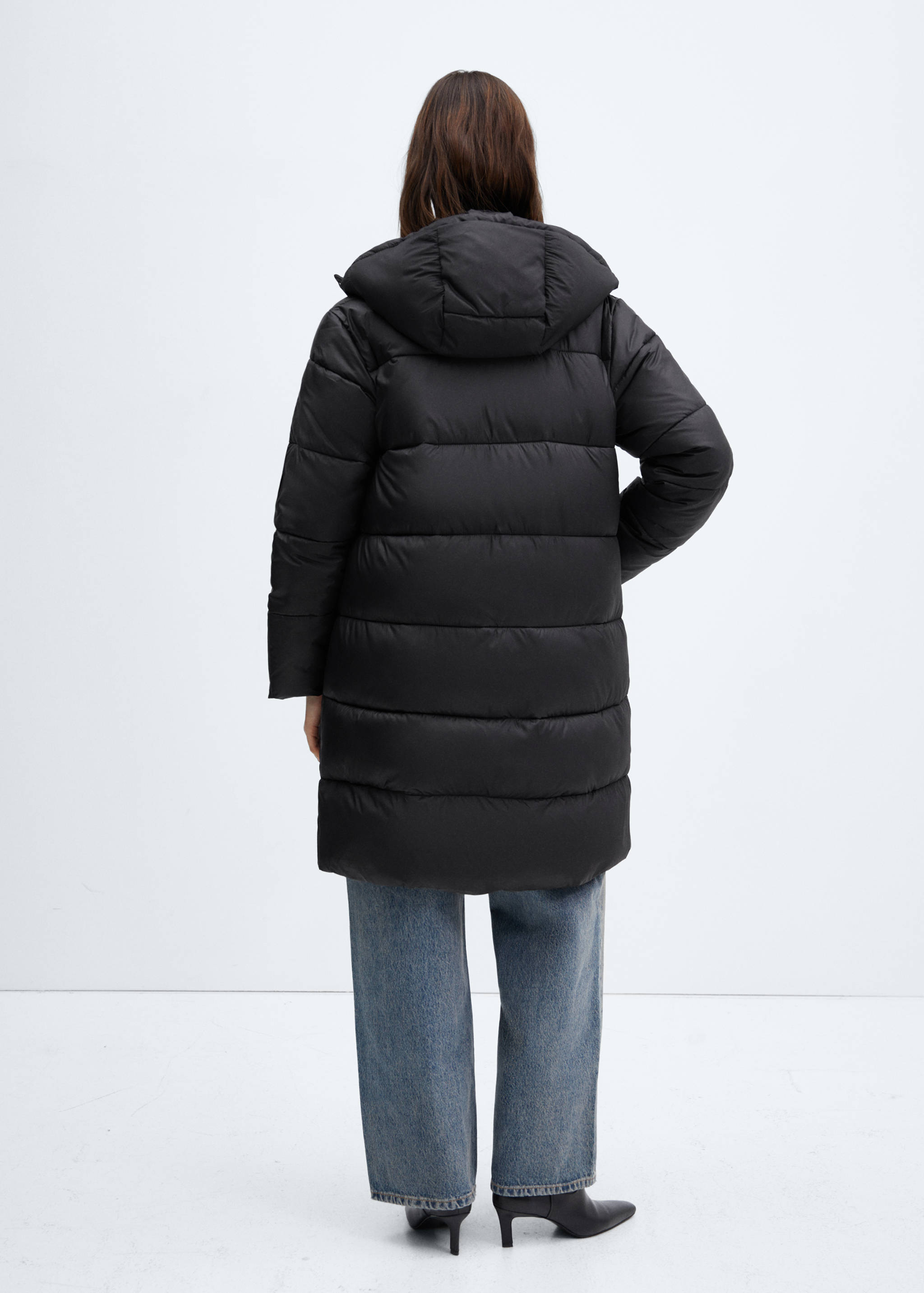 Detachable hood puffer coat - Reverse of the article