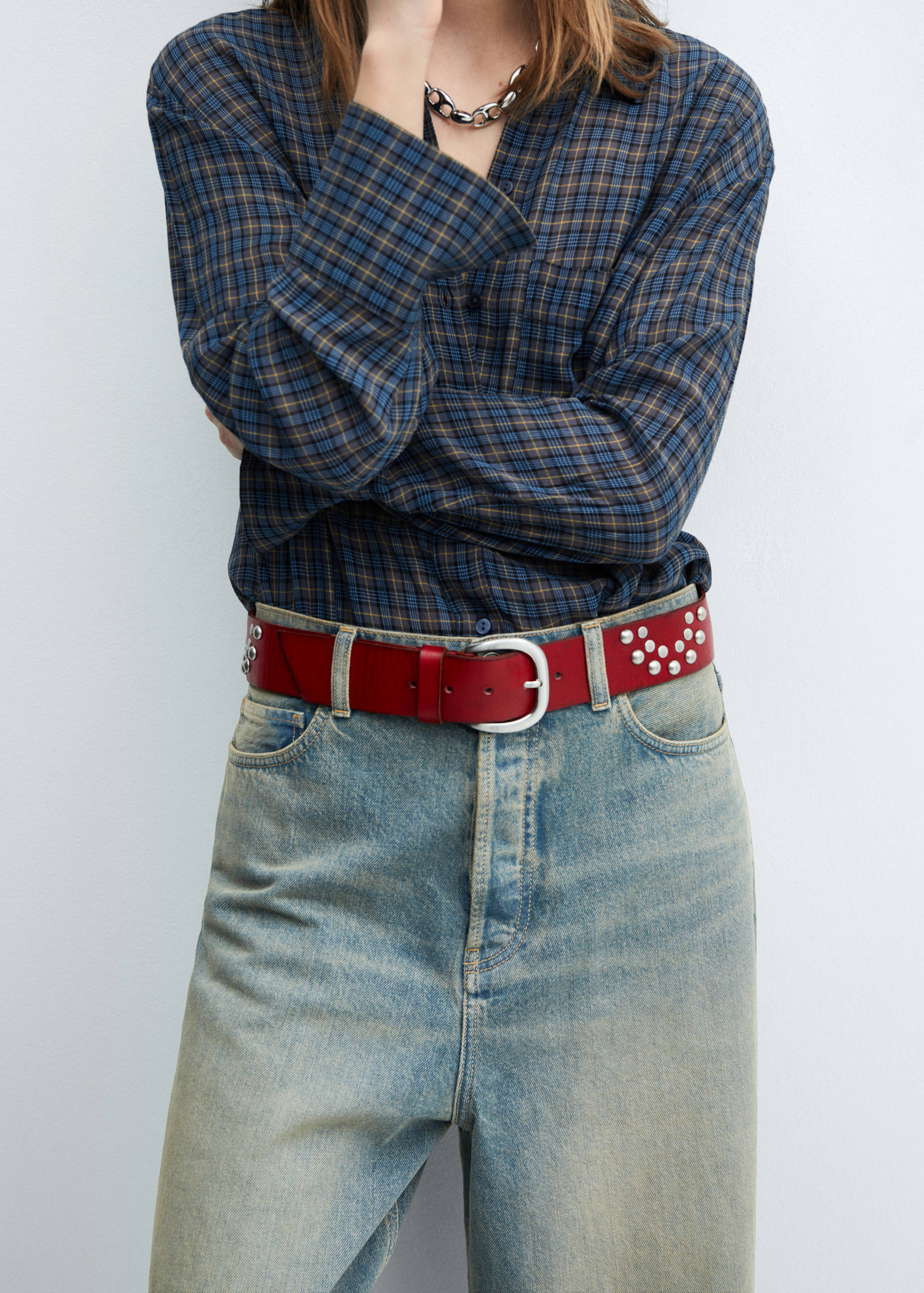 Stud leather belt - General plane