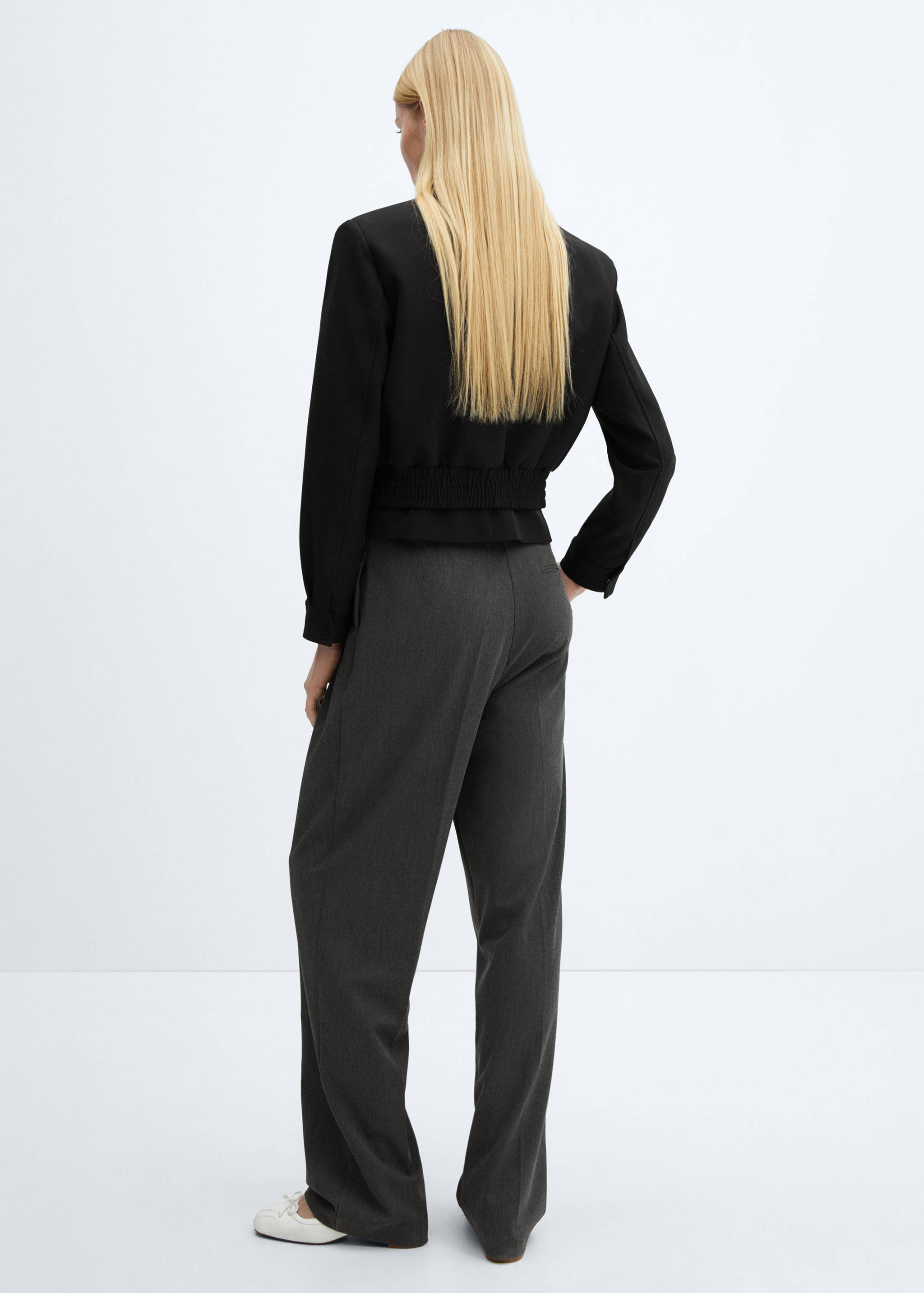 Wide leg pleated trousers - Reverse of the article