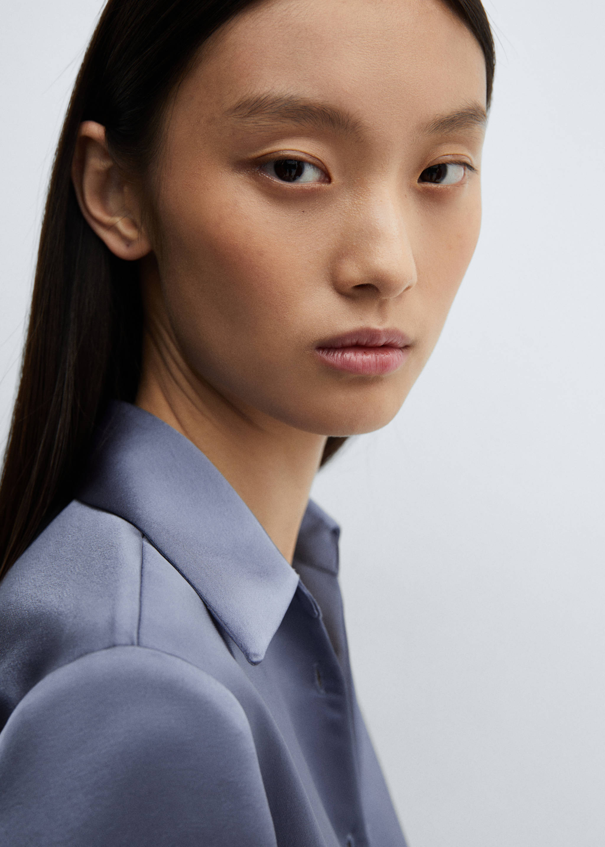 Chemise satinée boutons - Détail de l'article 1