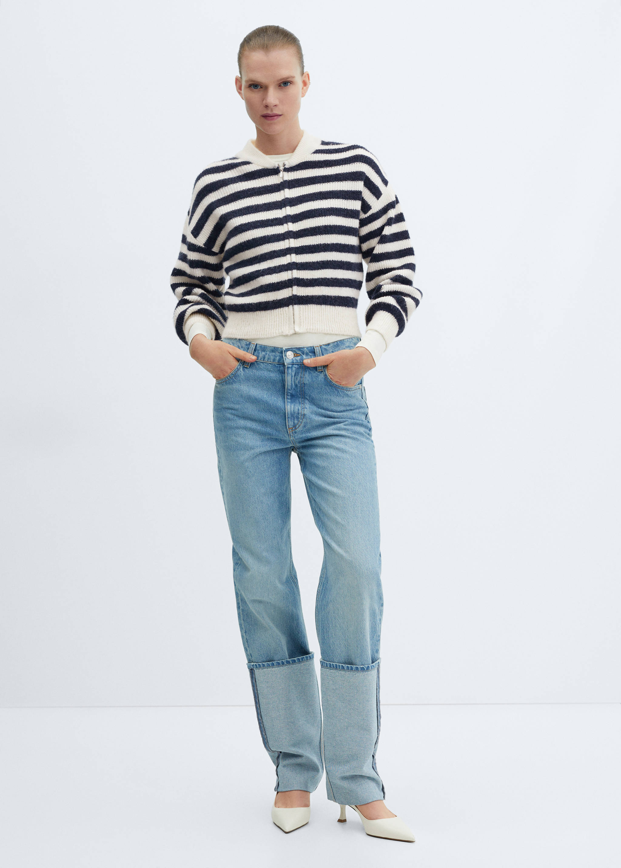 Zipped knit cardigan - General plane