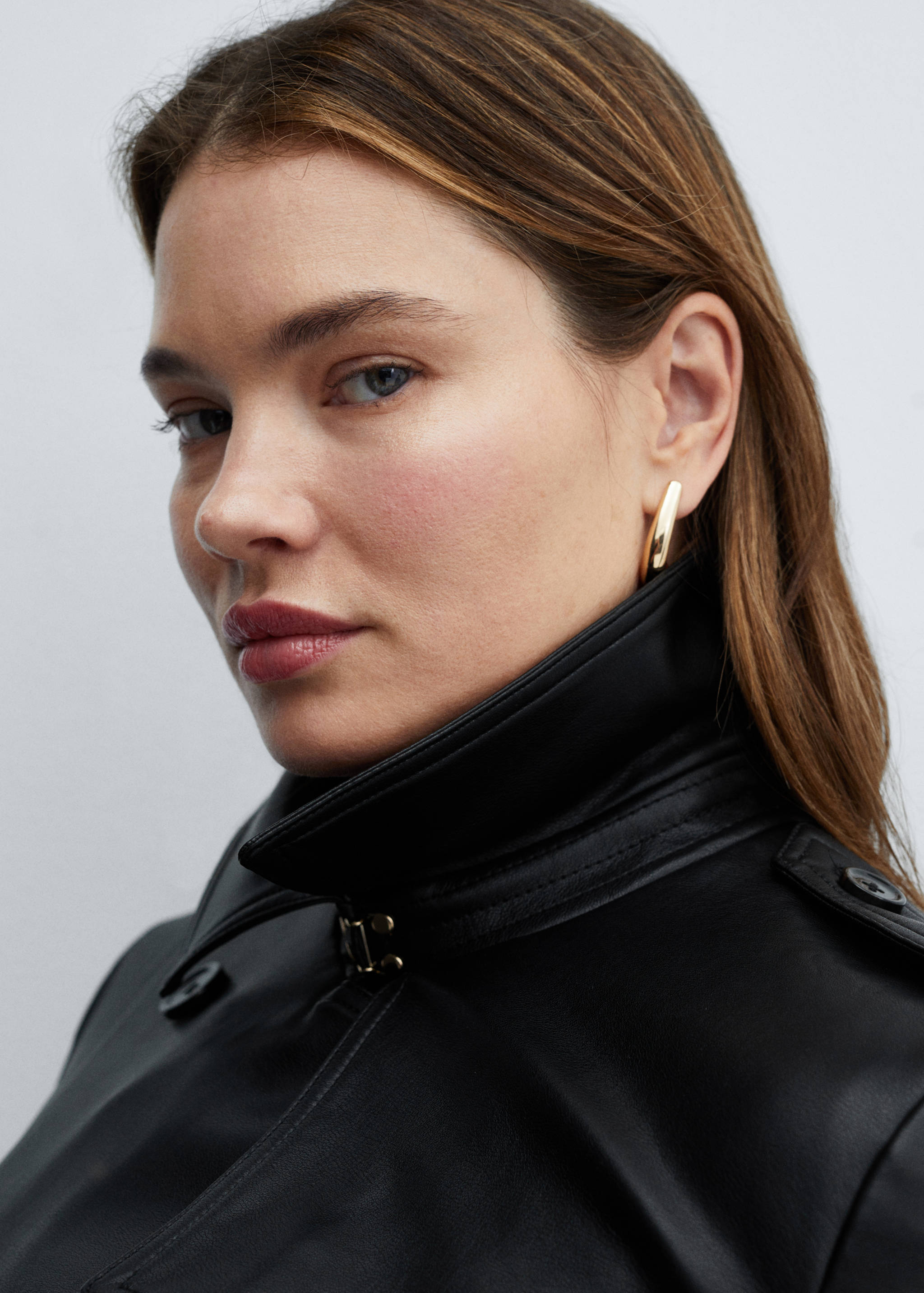 Faux-leather trench coat - Details of the article 4