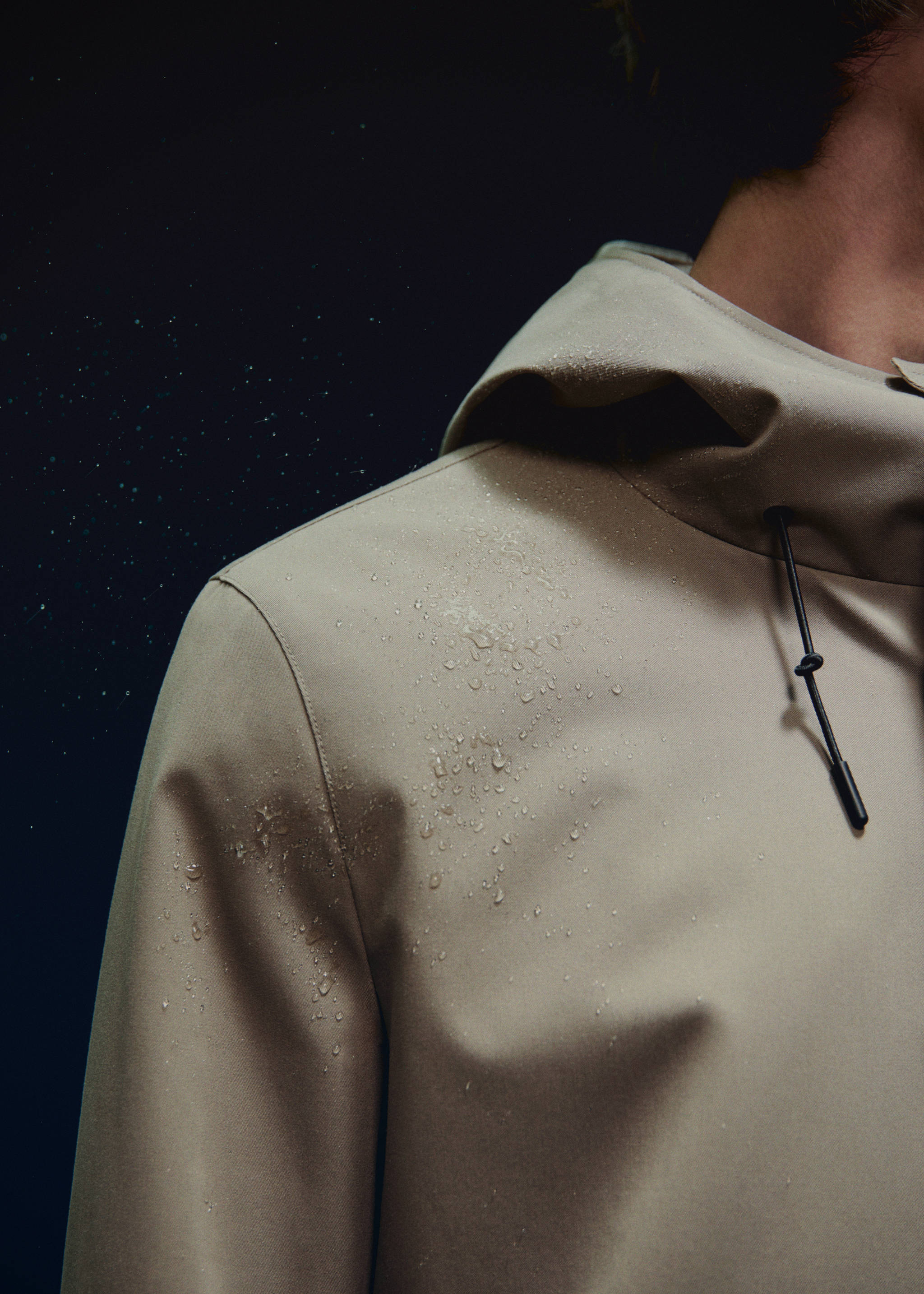 Water-repellent hooded parka - Details of the article 6, Khaki. Ref: 67064439-00.