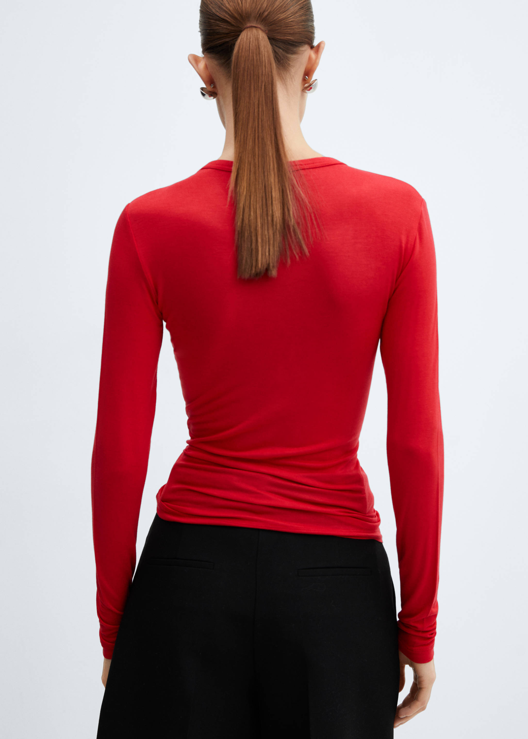 Langarm-T-Shirt mit Rundhals - Rückseite des Artikels