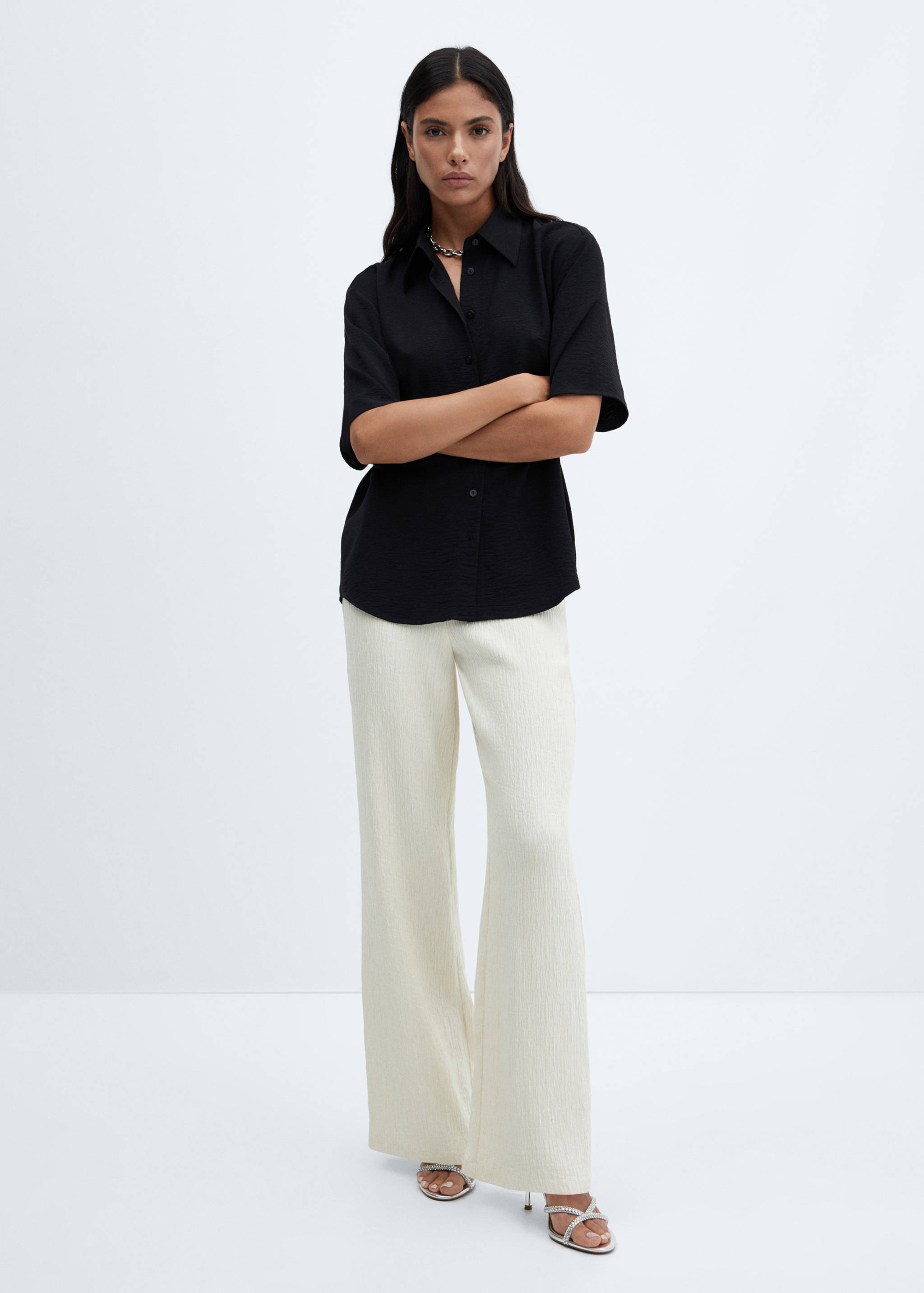 قميص بأكمام قصيرة وأزرار - تفاصيل المنتج 2