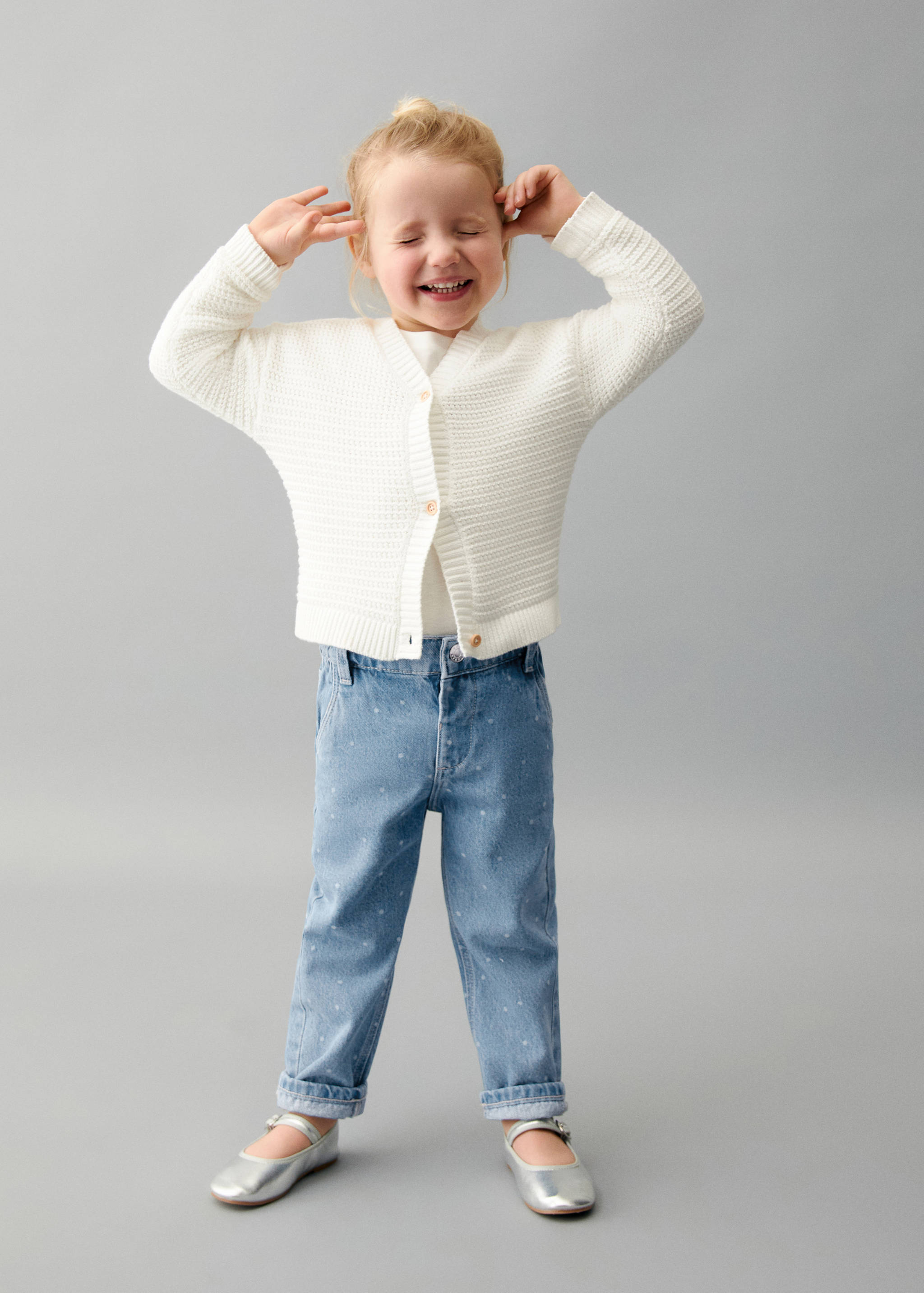 Jeans lunares - Plano general