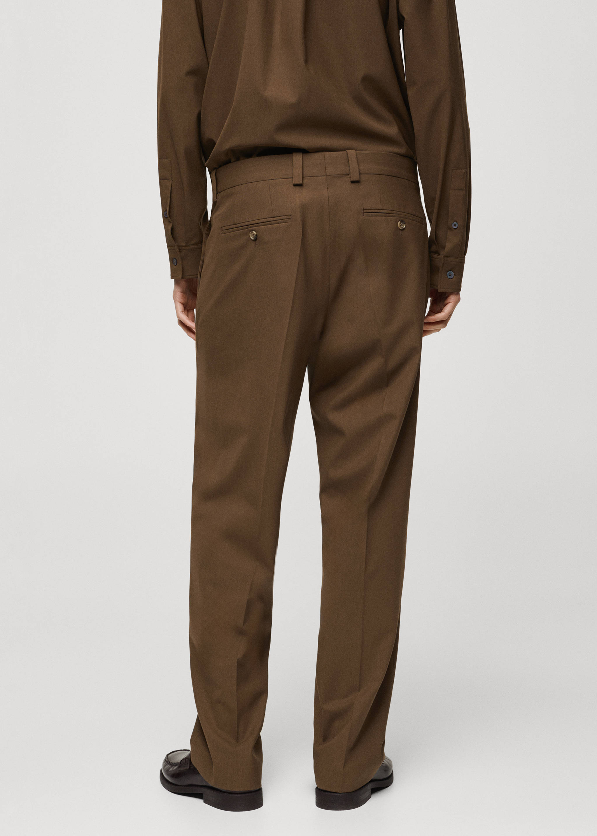Relaxed-fit suit trousers with pleats - Reverse of the article
