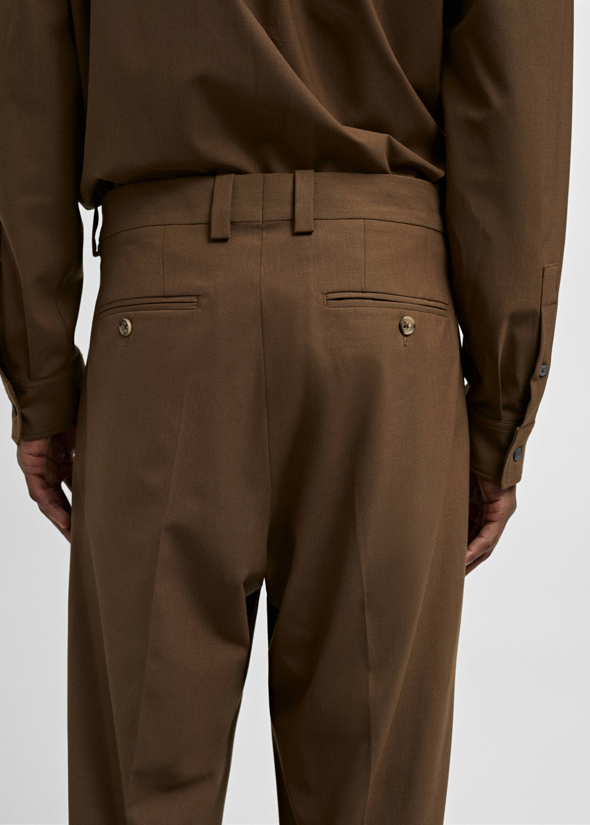 Relaxed-fit suit trousers with pleats - Details of the article 4