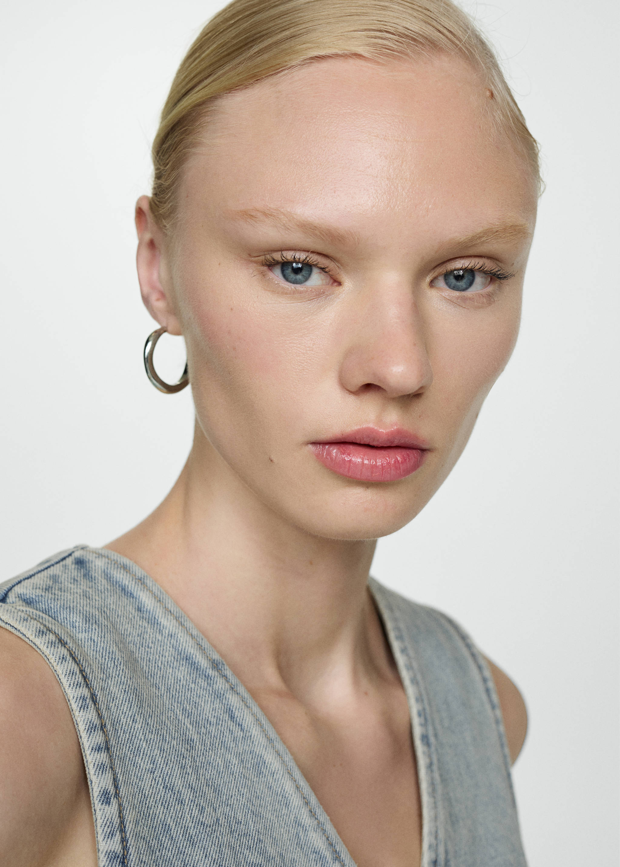 جيليه من الدنيم بدرزات - تفاصيل المنتج 1