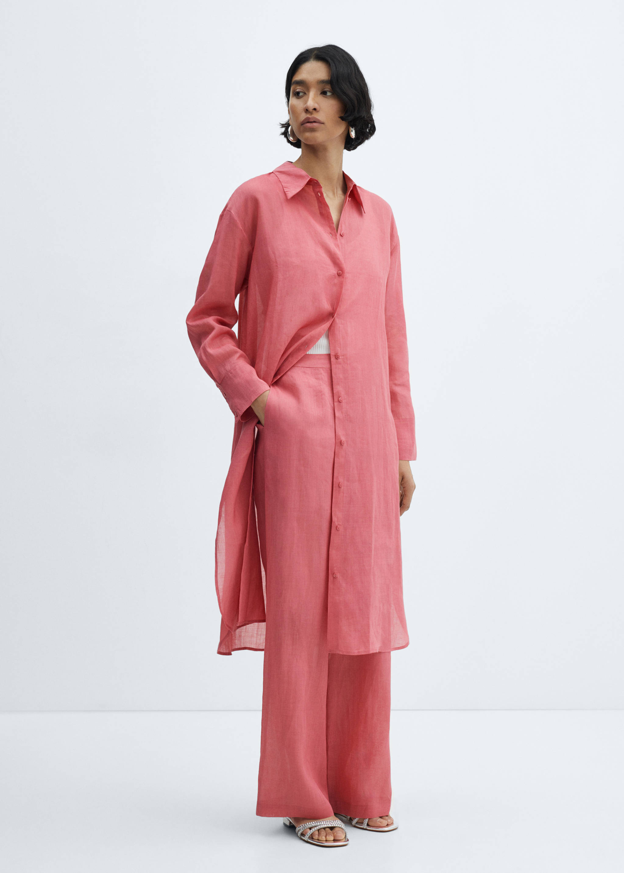 بنطلون بخصر عالي وأرجل واسعة - رؤية عامة