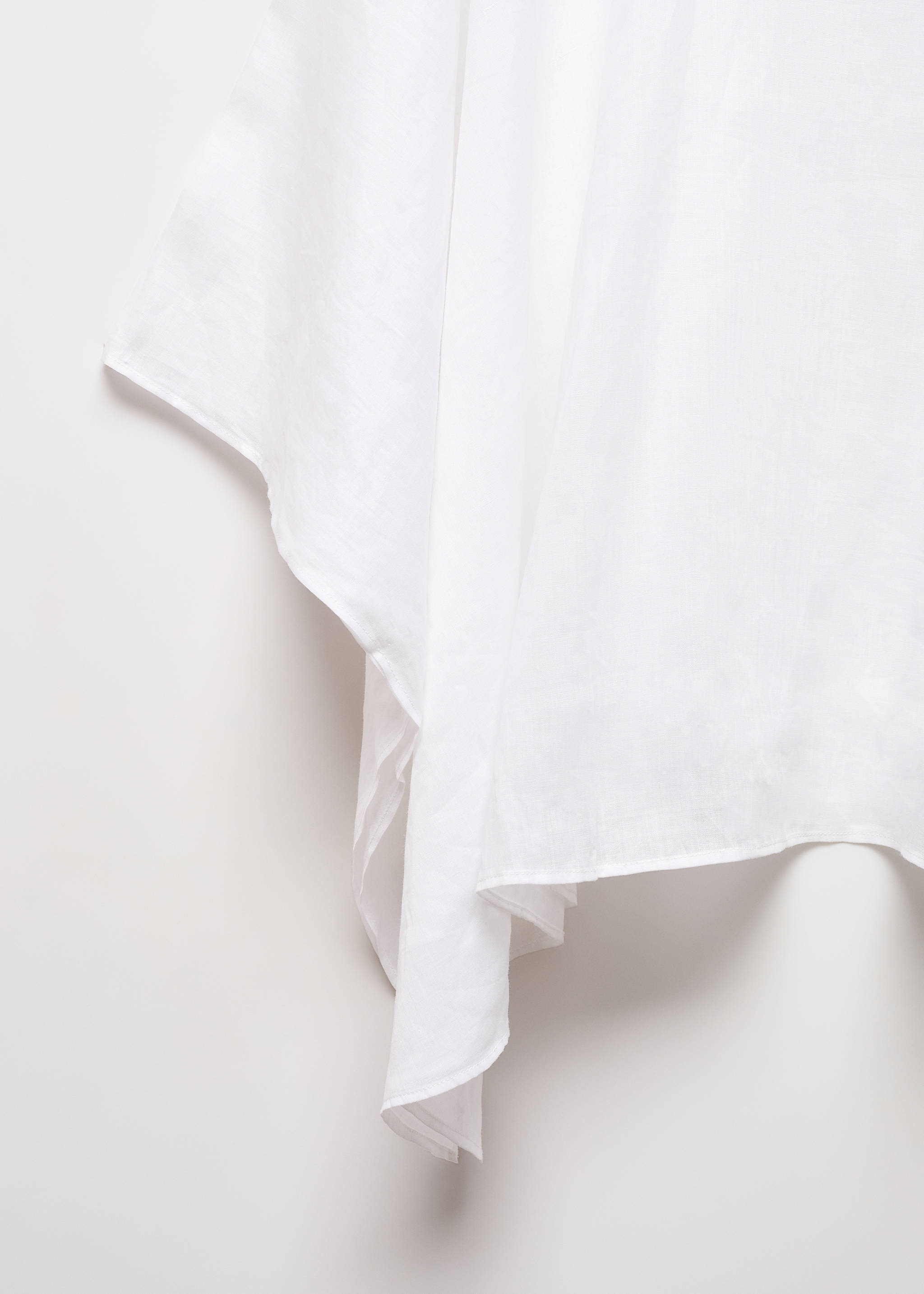 100% ramie cape - Details of the article 8, White. Ref: 67065752-00.