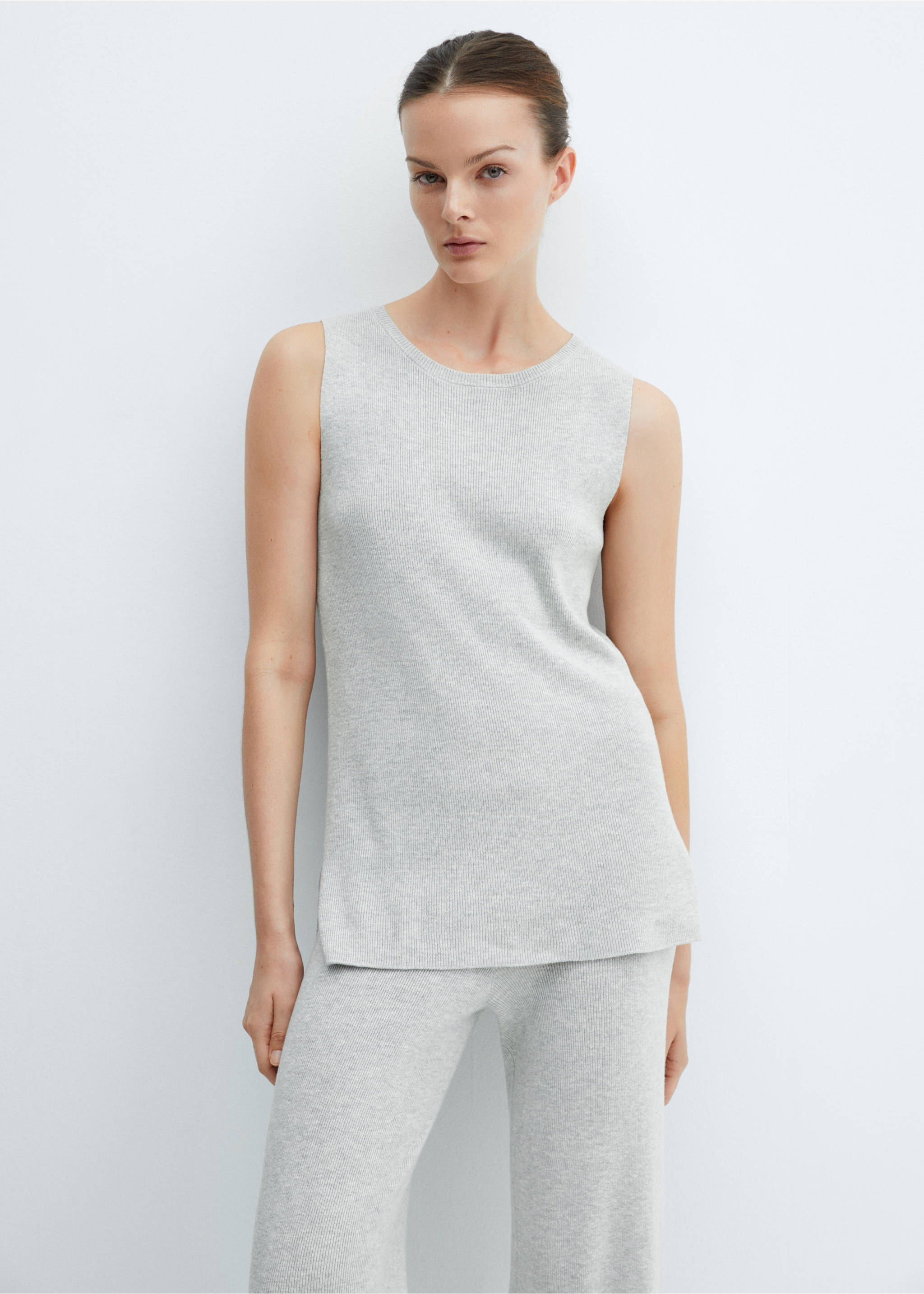Round-neck knitted top - Details of the article 1, Light Heather Grey. Ref: 67065990-00.