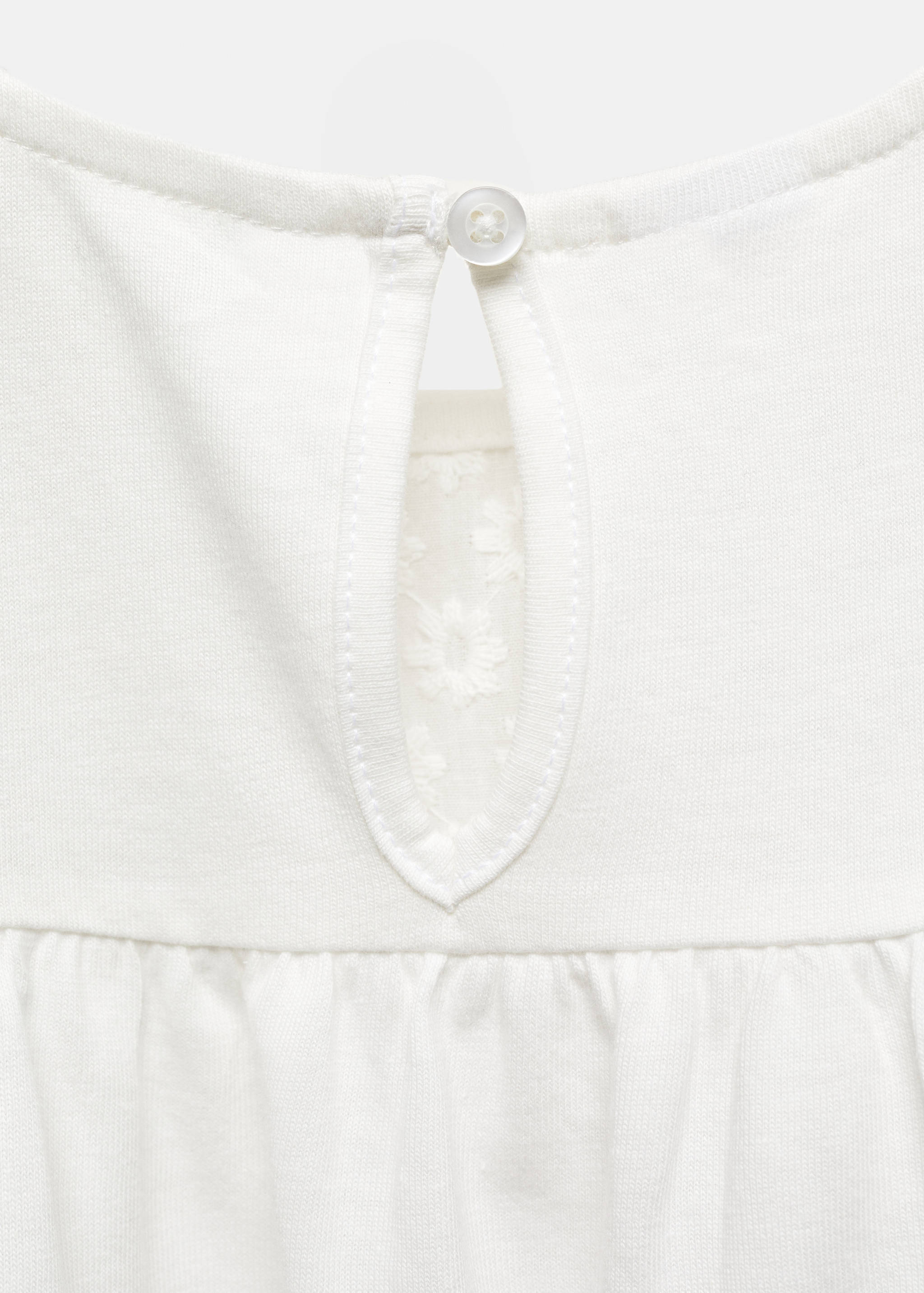 تي شيرت مزين بالزهور - تفاصيل المنتج 0